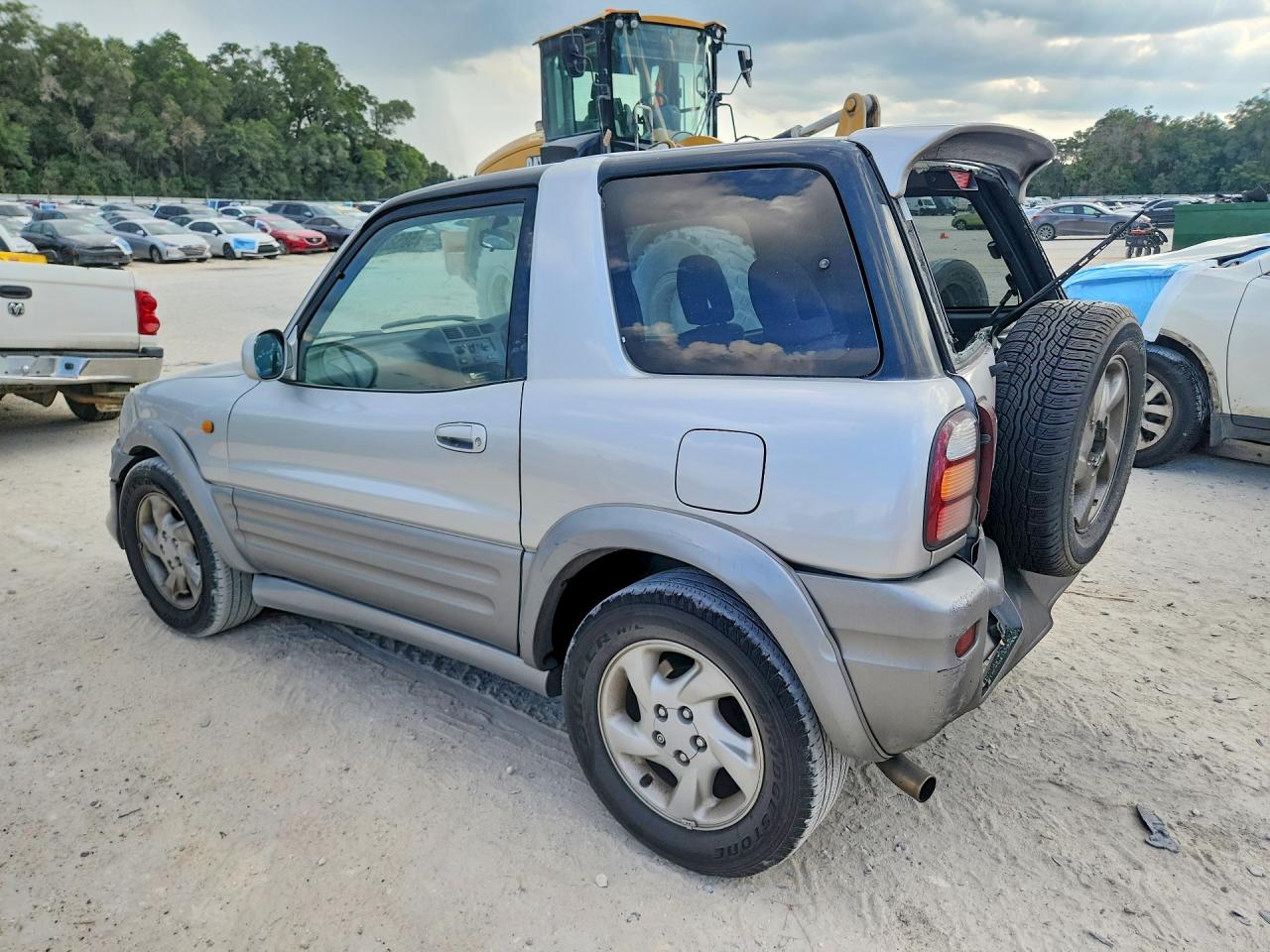1998 Toyota Rav4 Серебряный vin: SXA100186309