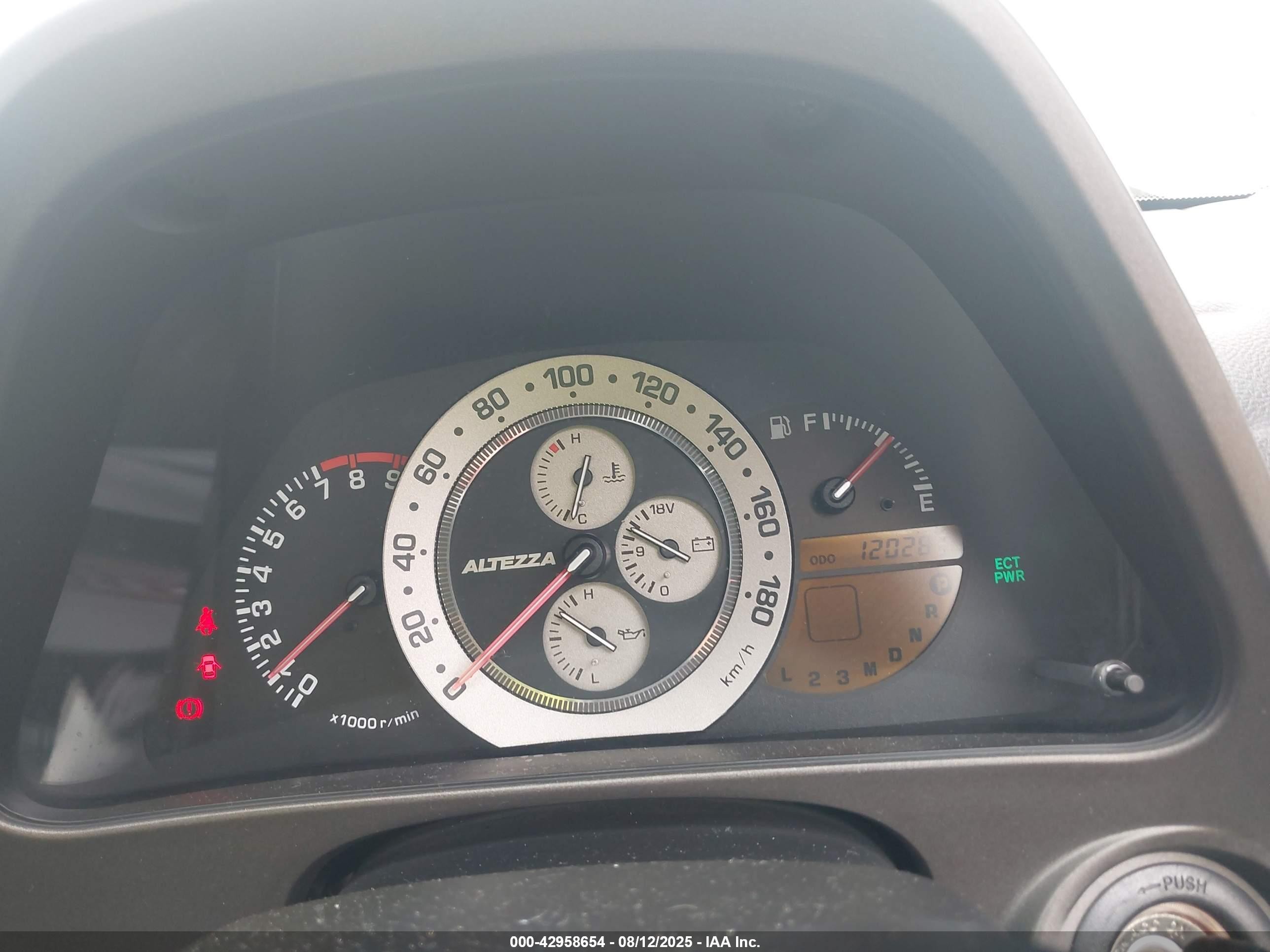 2000 Toyota Other   Серебряный vin: SXE100037533     