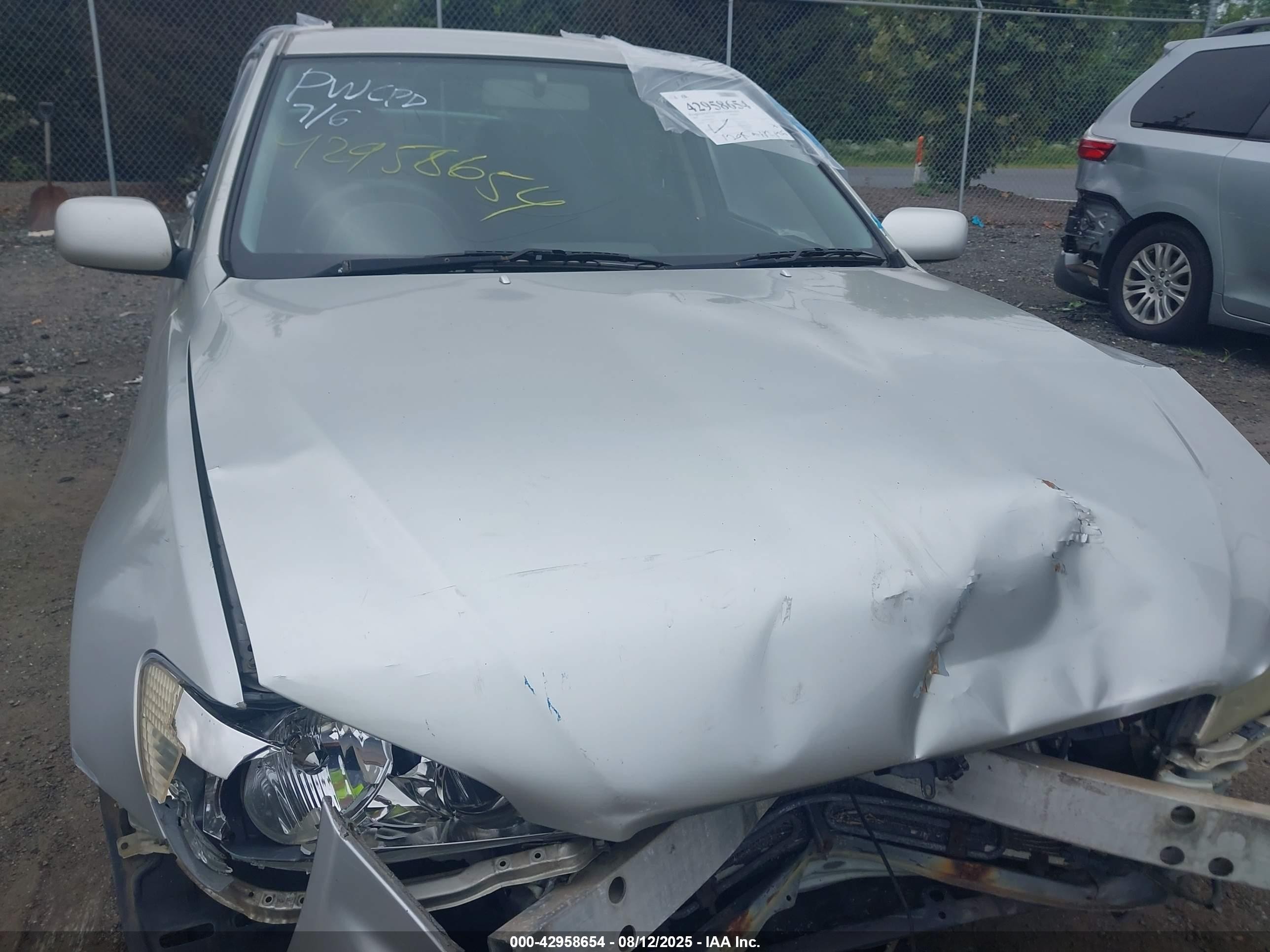 2000 Toyota Other   Серебряный vin: SXE100037533     