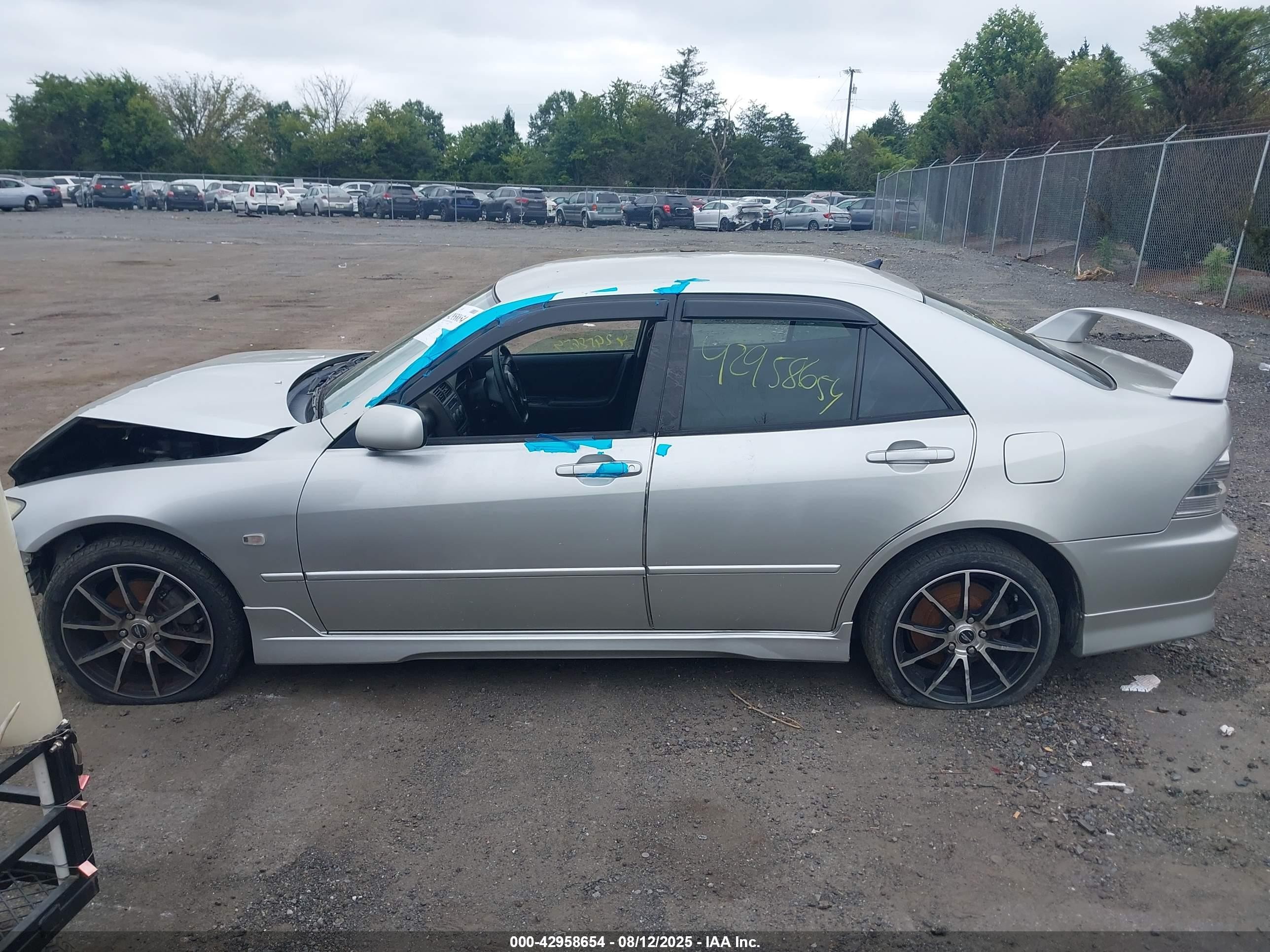 2000 Toyota Other   Серебряный vin: SXE100037533     