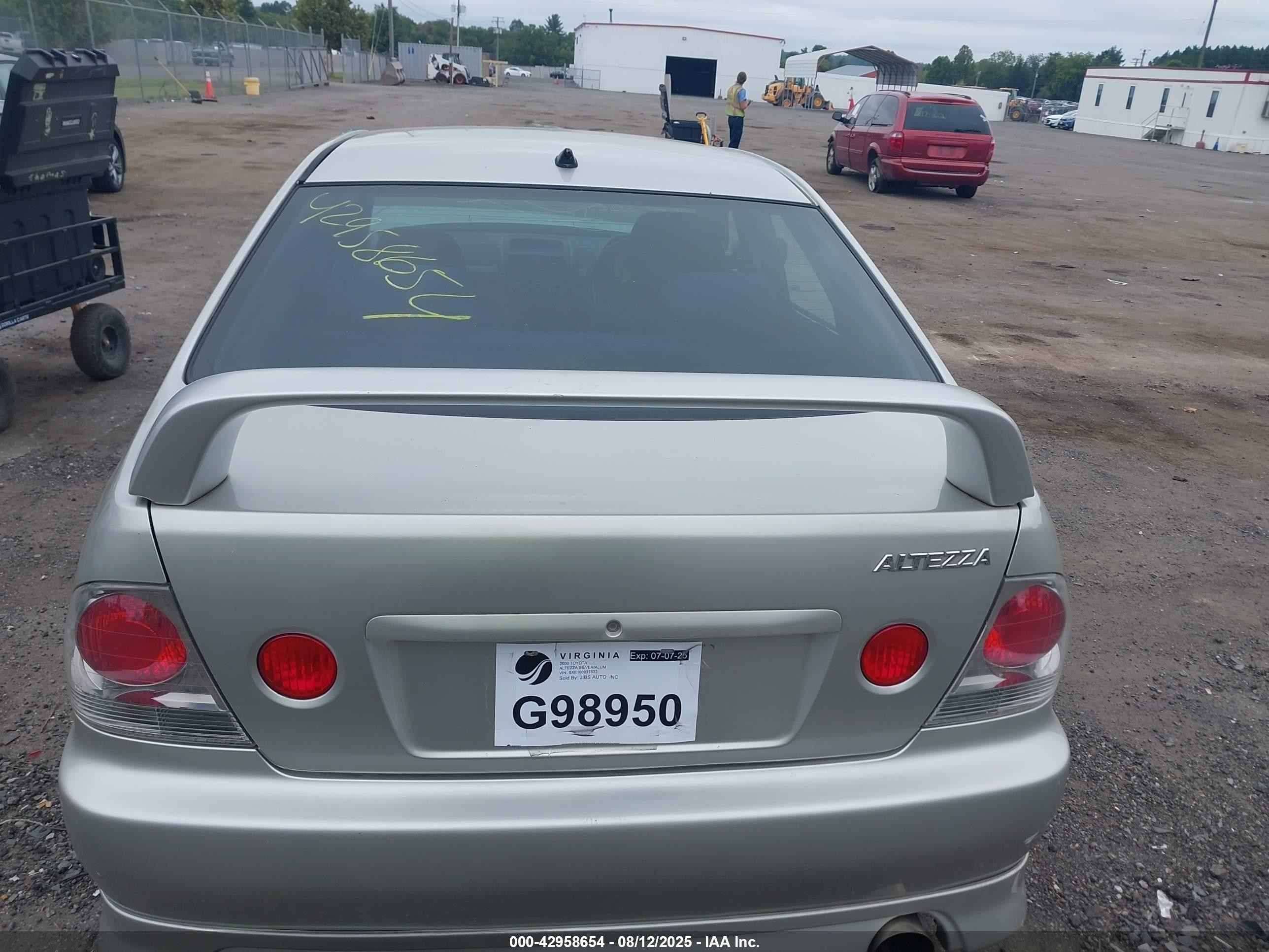 2000 Toyota Other   Серебряный vin: SXE100037533     