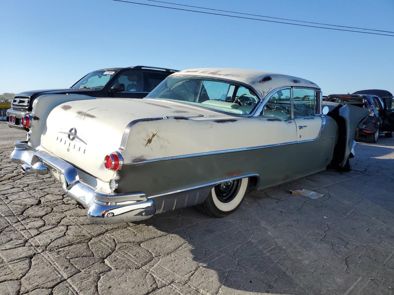 1955 Pontiac Uk Two Tone vin: T855H9522
