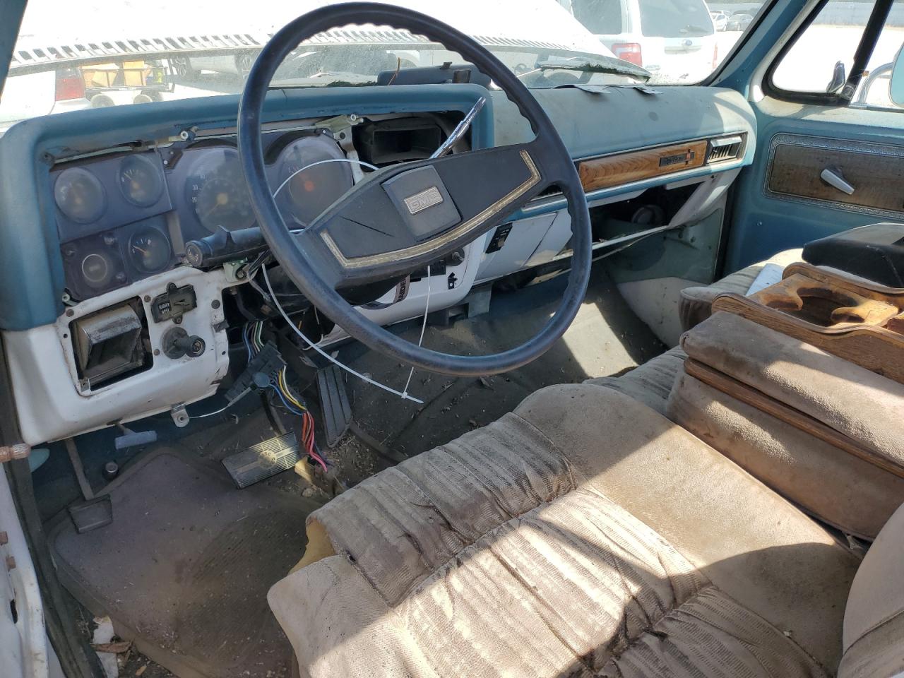 1977 Gmc                         Sierra White vin: TCL247Z513690