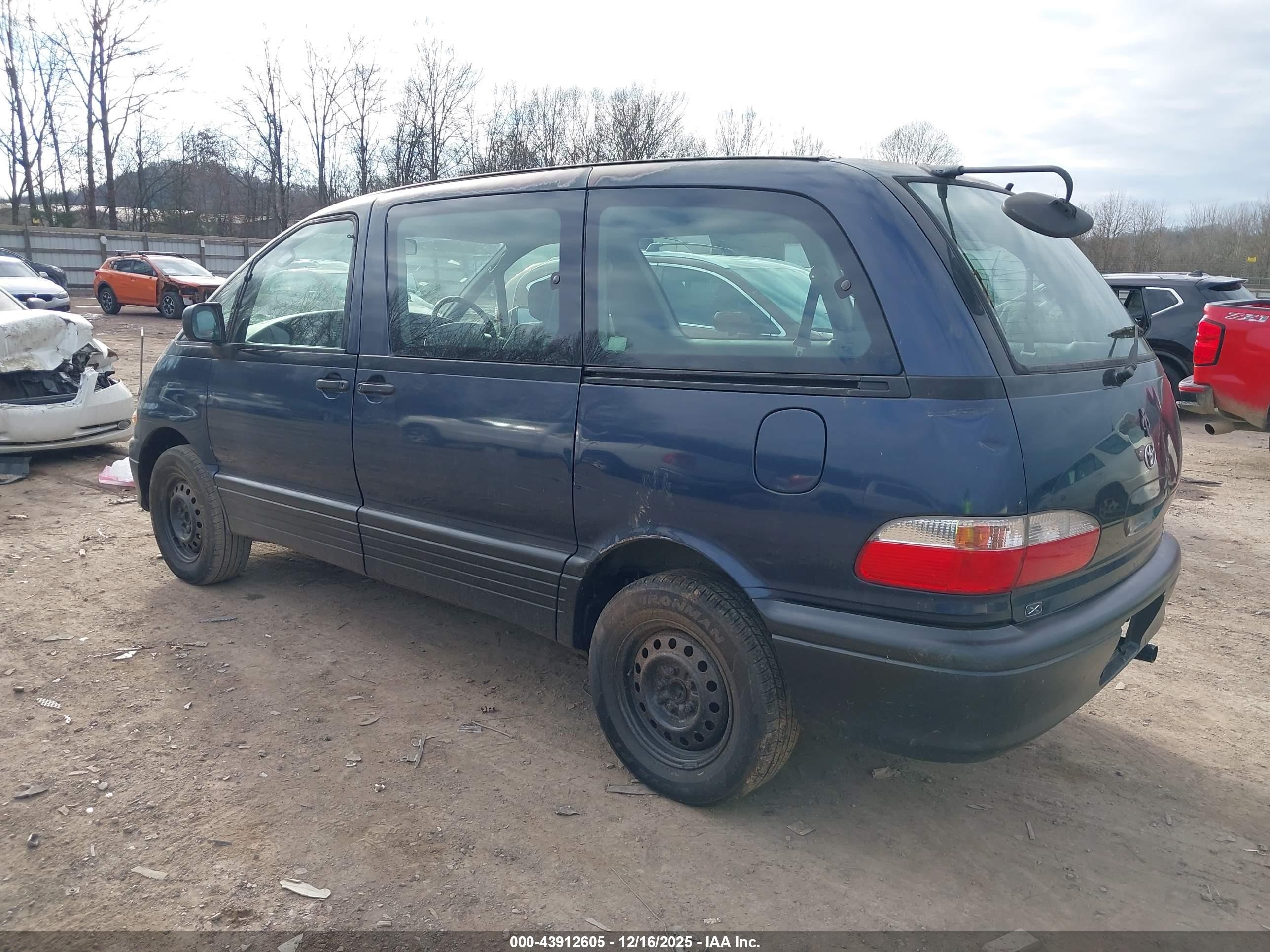 1997 Toyota Previa   Blue vin: TCR101284337     