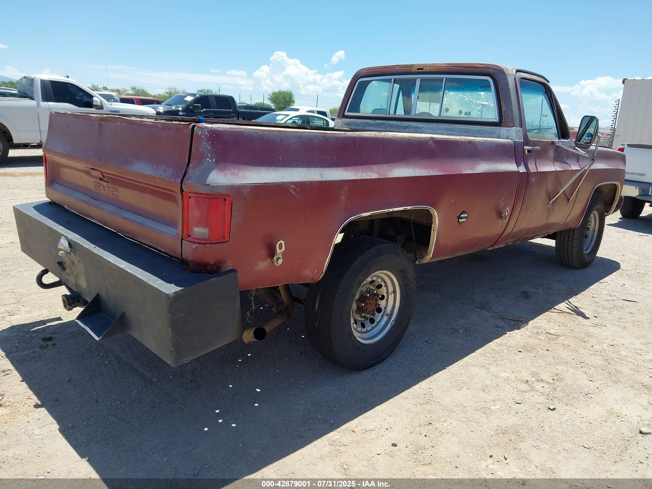 1978 Gmc Sierra   Темно-бордовый vin: TCS248Z500110    