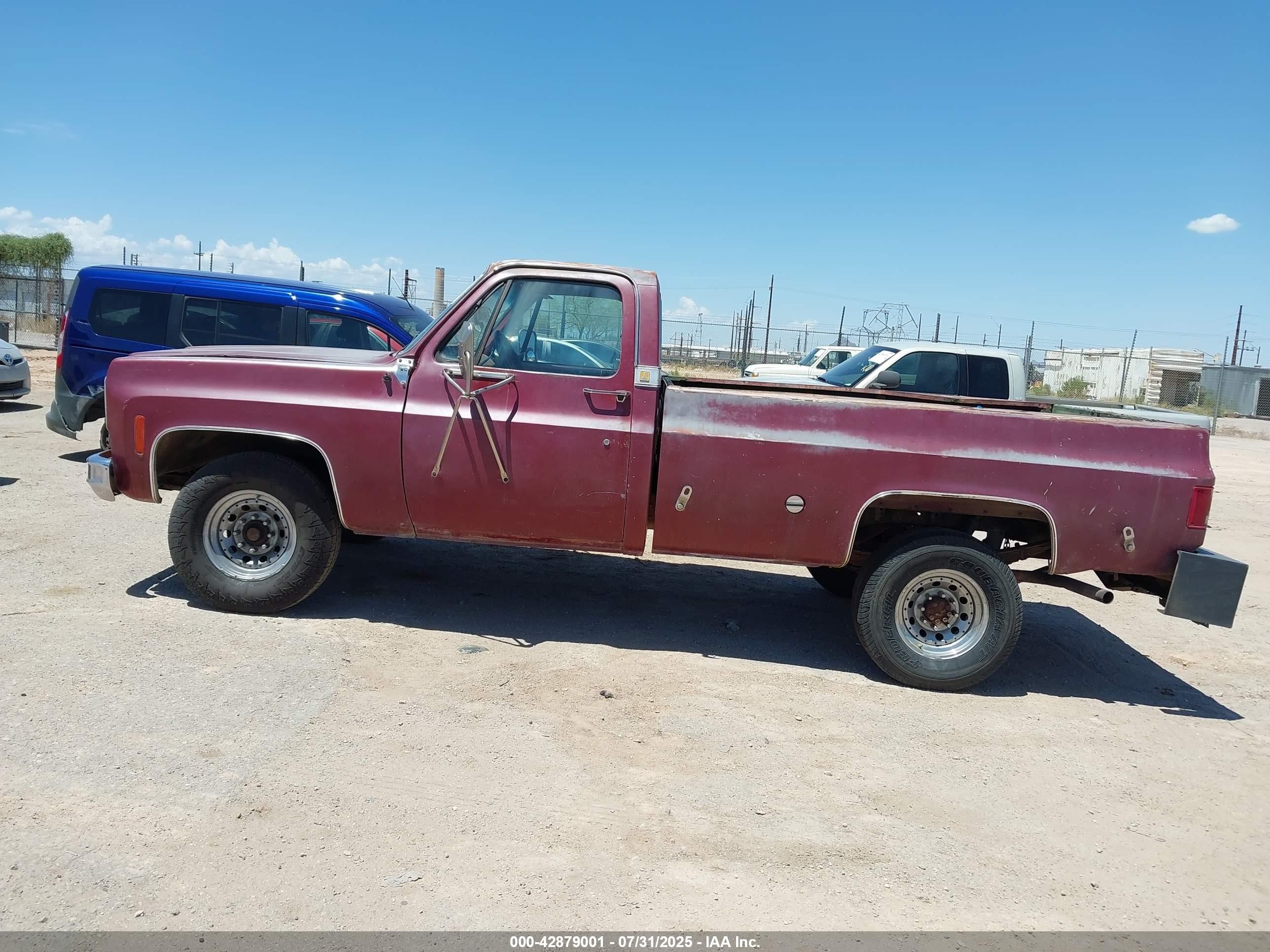 1978 Gmc Sierra   Темно-бордовый vin: TCS248Z500110    