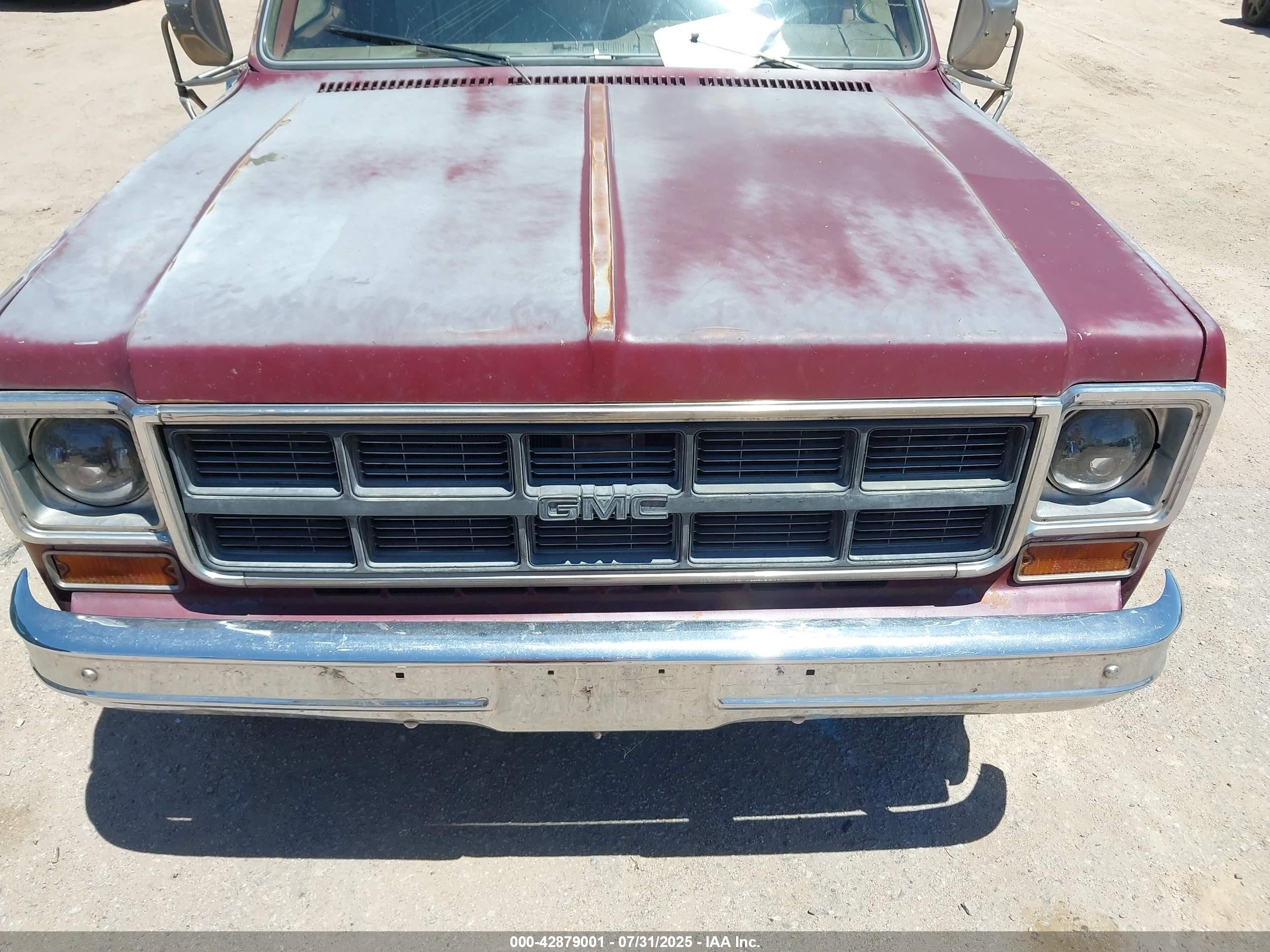 1978 Gmc Sierra   Темно-бордовый vin: TCS248Z500110    
