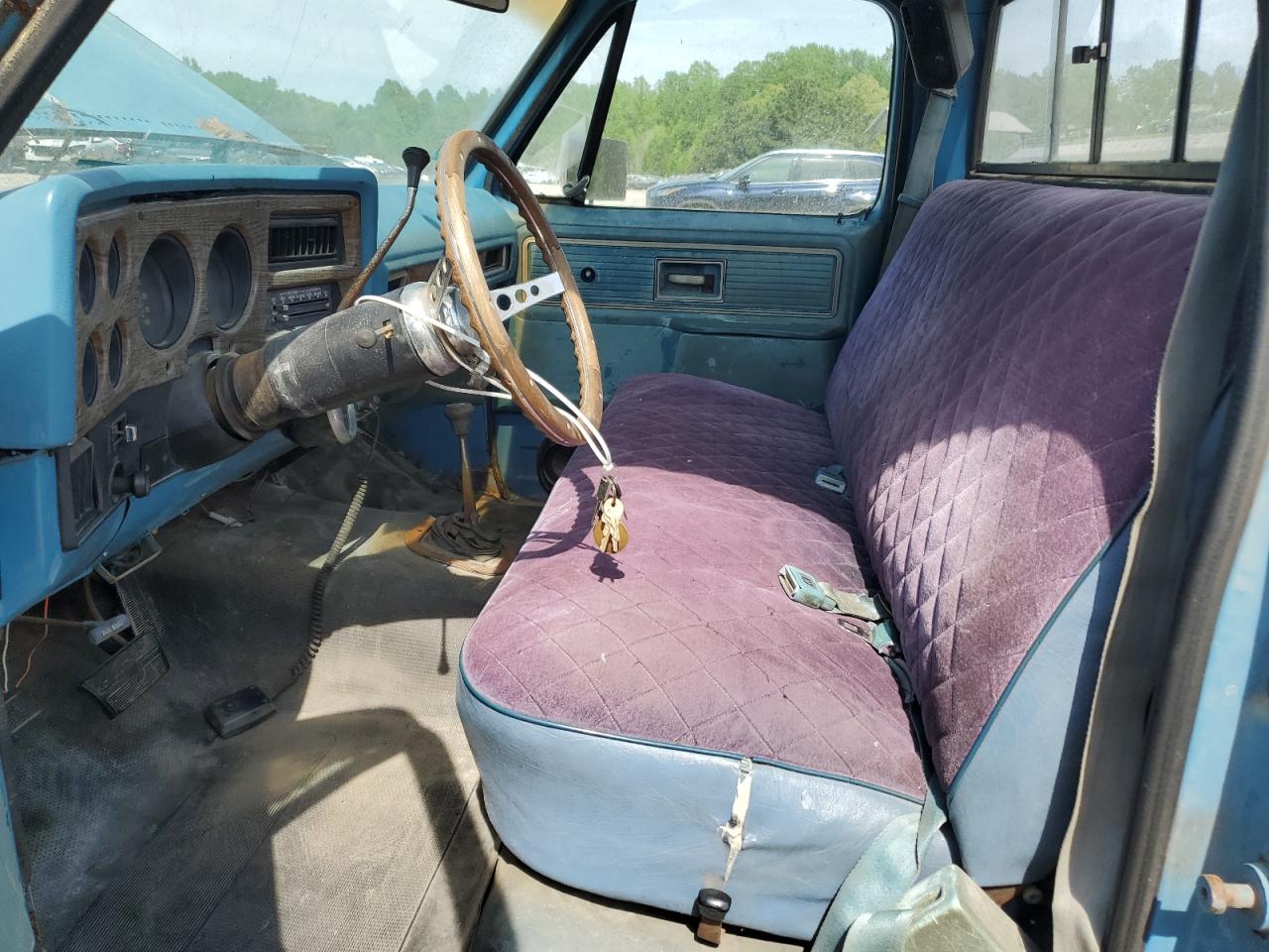 1977 Gmc Sierra Two Tone vin: TKR147F723198