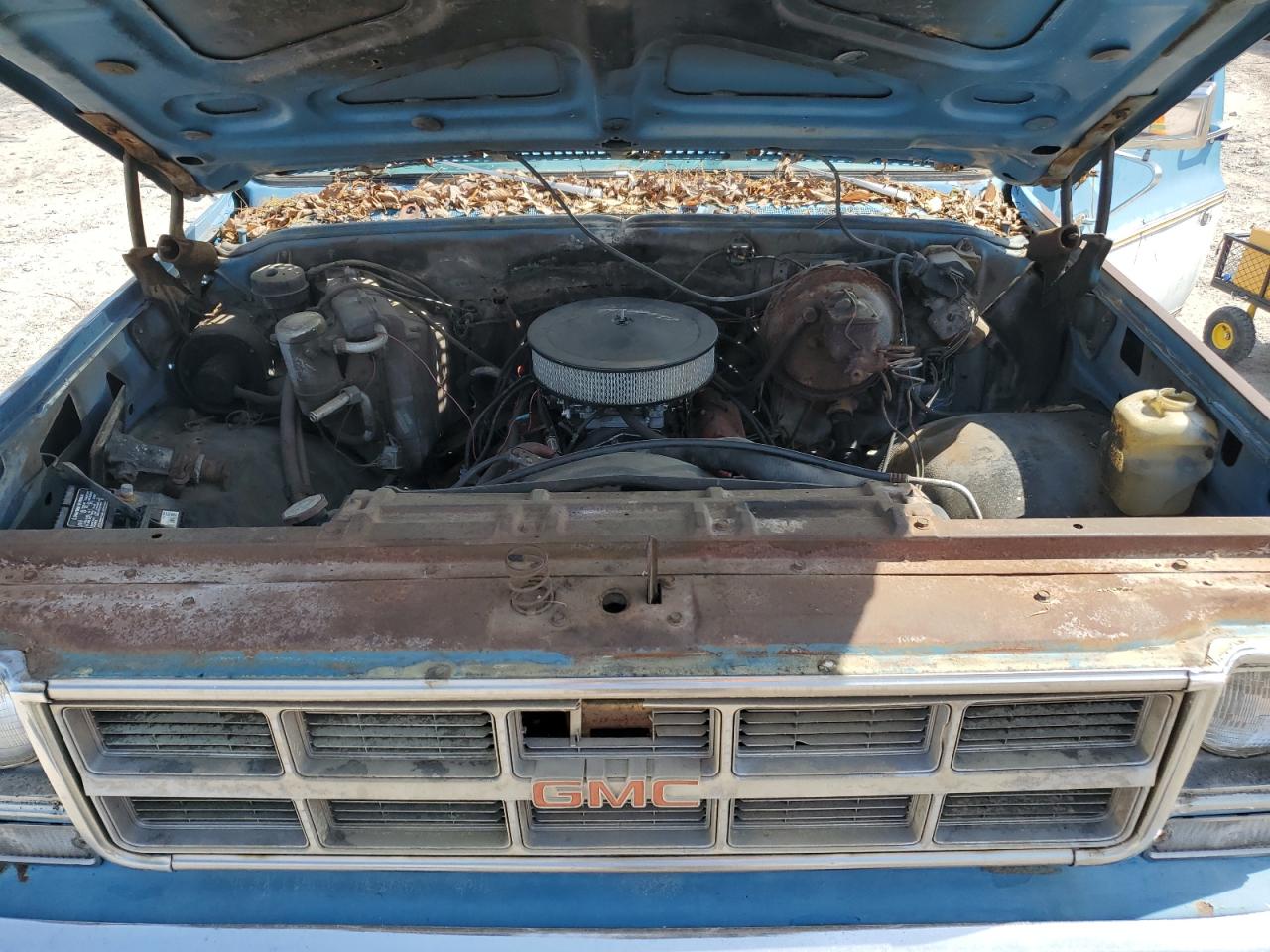 1977 Gmc Sierra Two Tone vin: TKR147F723198