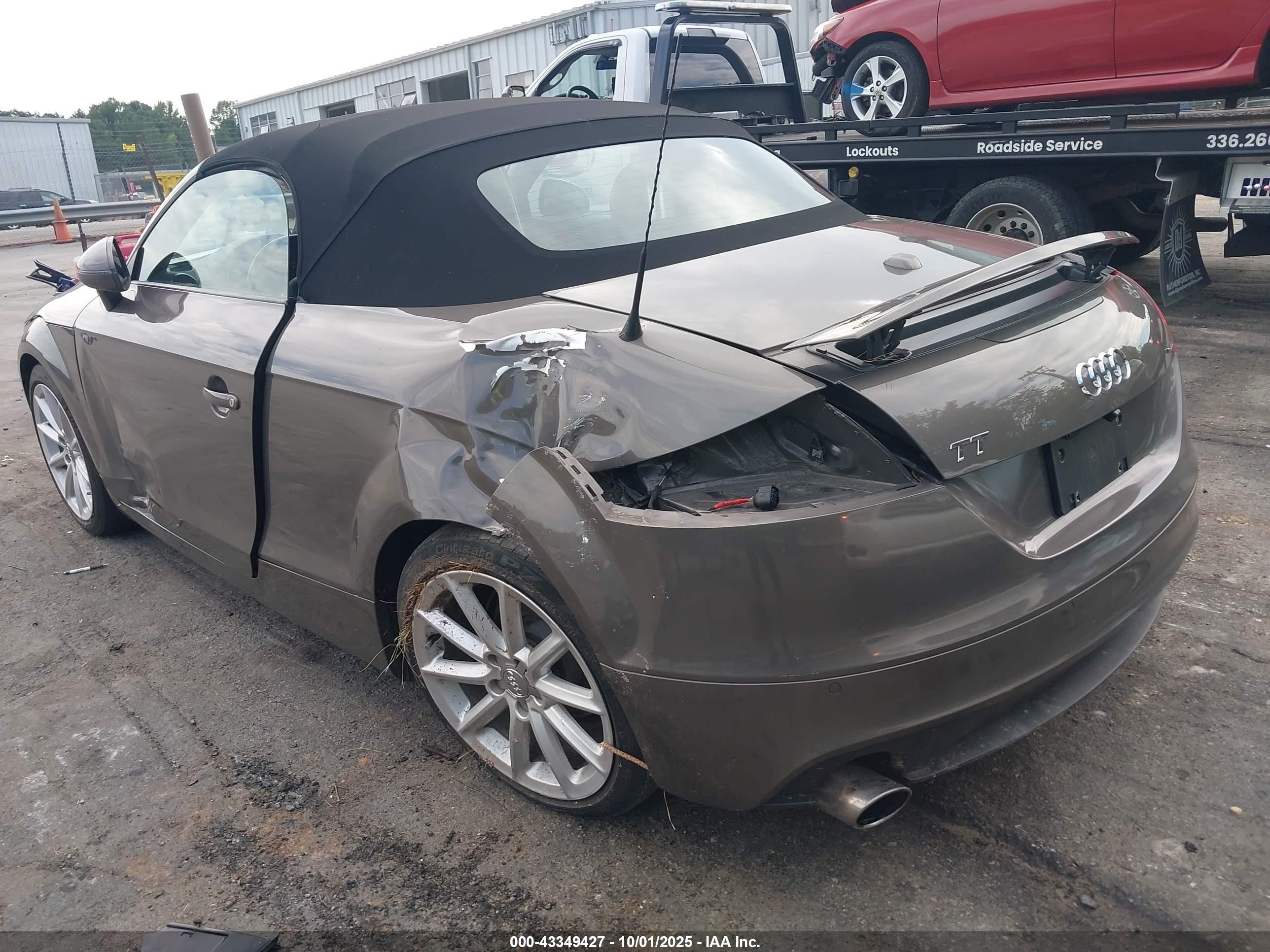 2011 Audi Tt 2.0t Premium Plus Brown vin: TRU4FAFK6B1026166