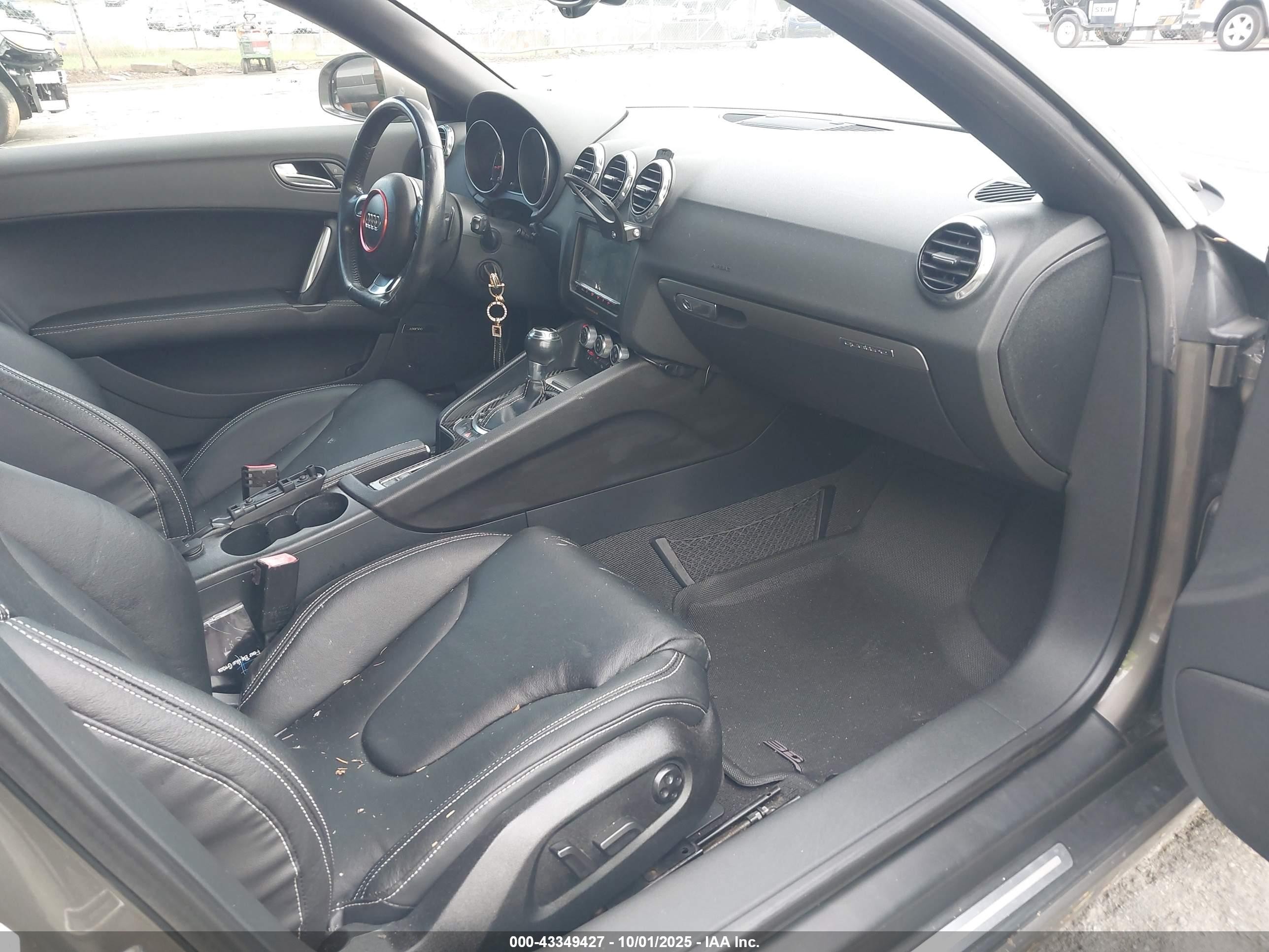 2011 Audi Tt 2.0t Premium Plus Brown vin: TRU4FAFK6B1026166