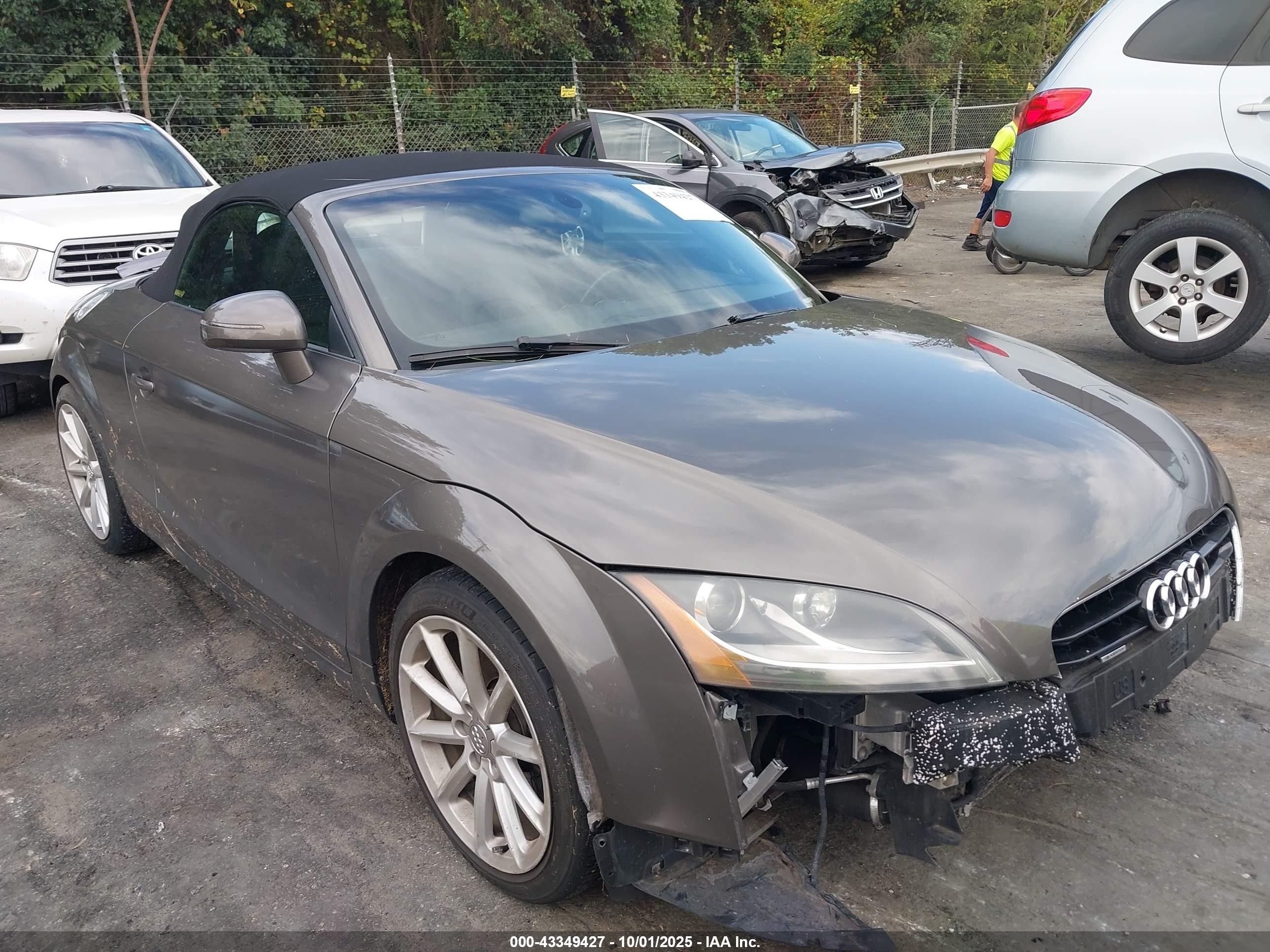 2011 Audi Tt 2.0t Premium Plus Brown vin: TRU4FAFK6B1026166