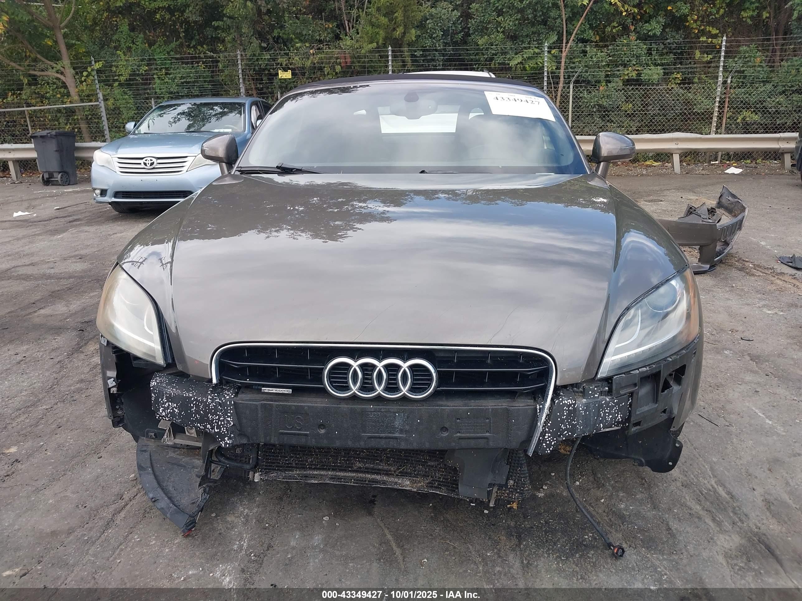 2011 Audi Tt 2.0t Premium Plus Brown vin: TRU4FAFK6B1026166