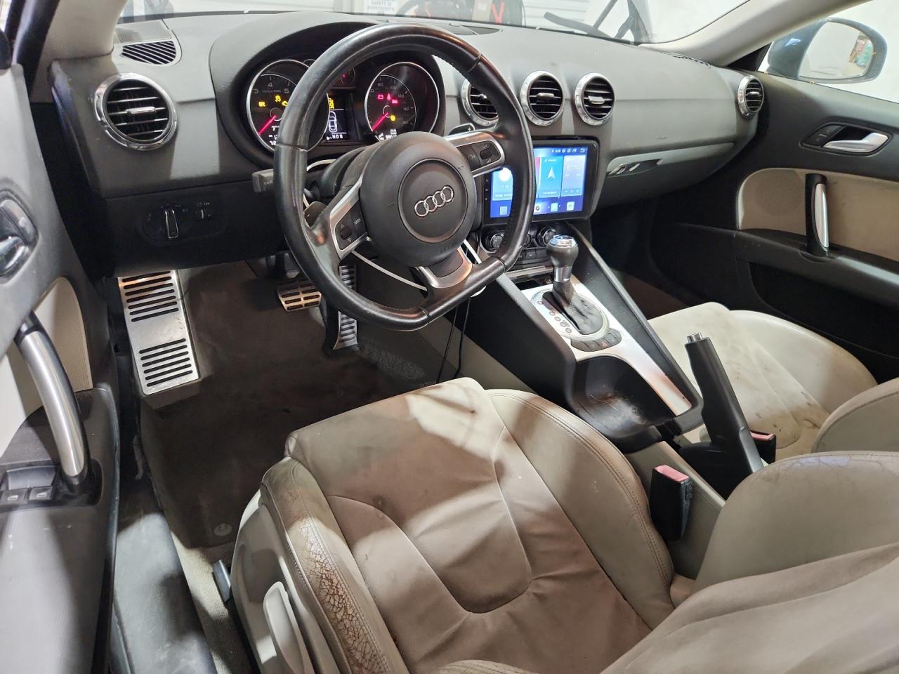 2009 Audi Tt Gray vin: TRUAF38J691018730 Damage: Right Front Seat Cushion, Stained, Permanent