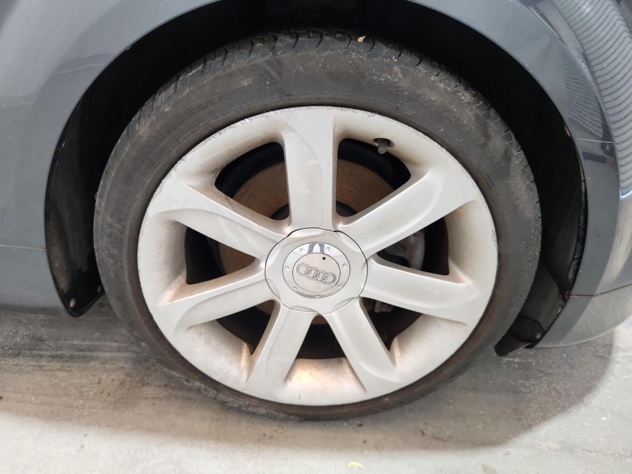 2009 Audi Tt Gray vin: TRUAF38J691018730 Damage: Right Front Wheel, Curb Rash, 5 To 6 Inches