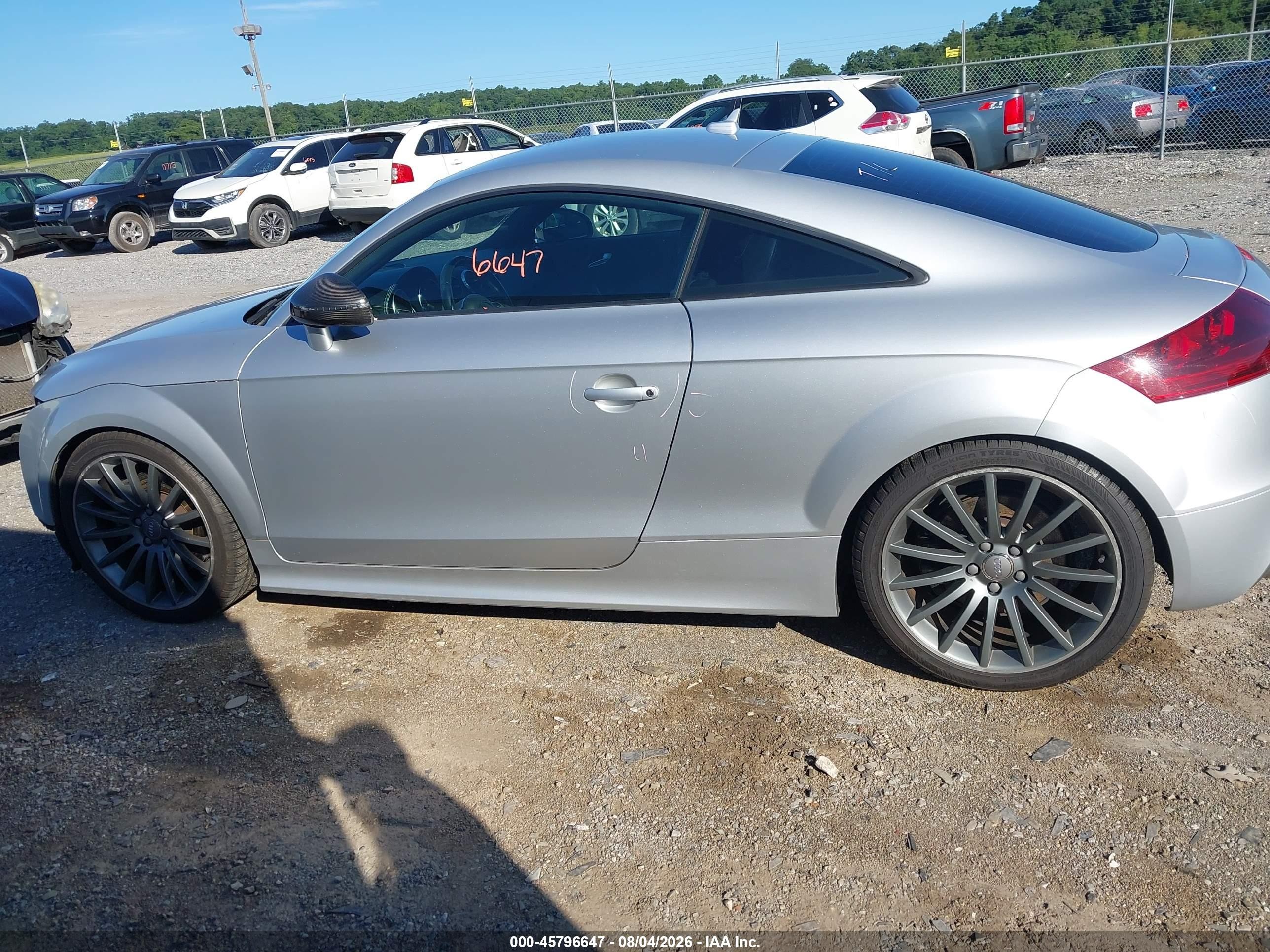 2014 Audi Tts 2.0t Серебряный vin: TRUB1AFK1E1005994