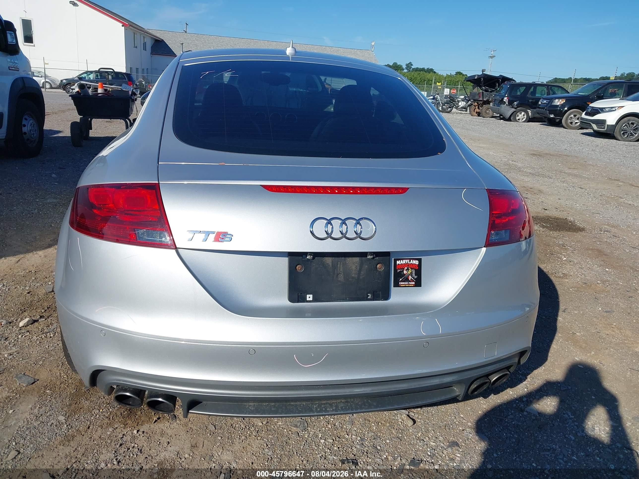 2014 Audi Tts 2.0t Серебряный vin: TRUB1AFK1E1005994