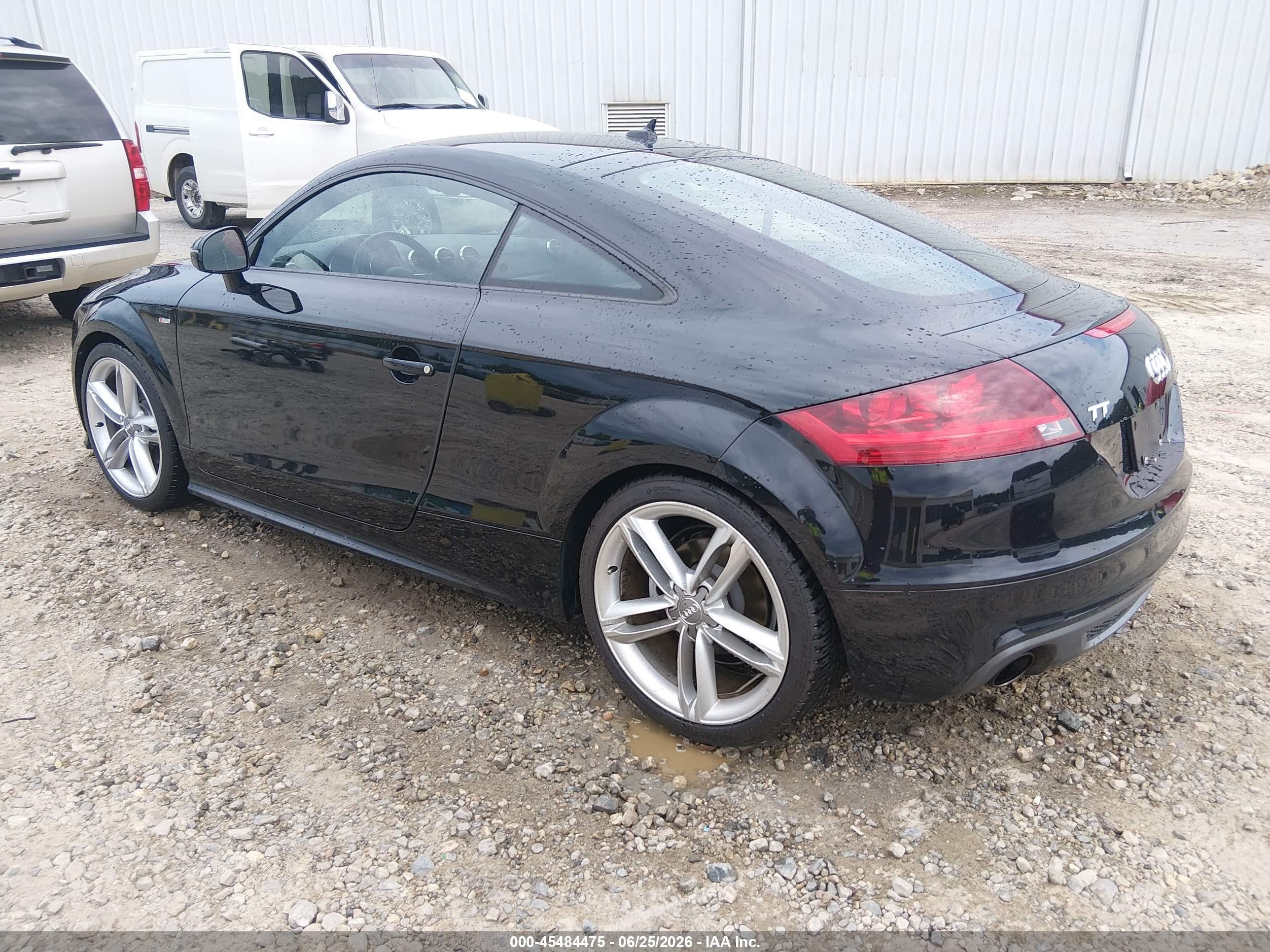 2011 Audi Tt 2.0t Premium Plus Черный vin: TRUBFAFK0B1013940
