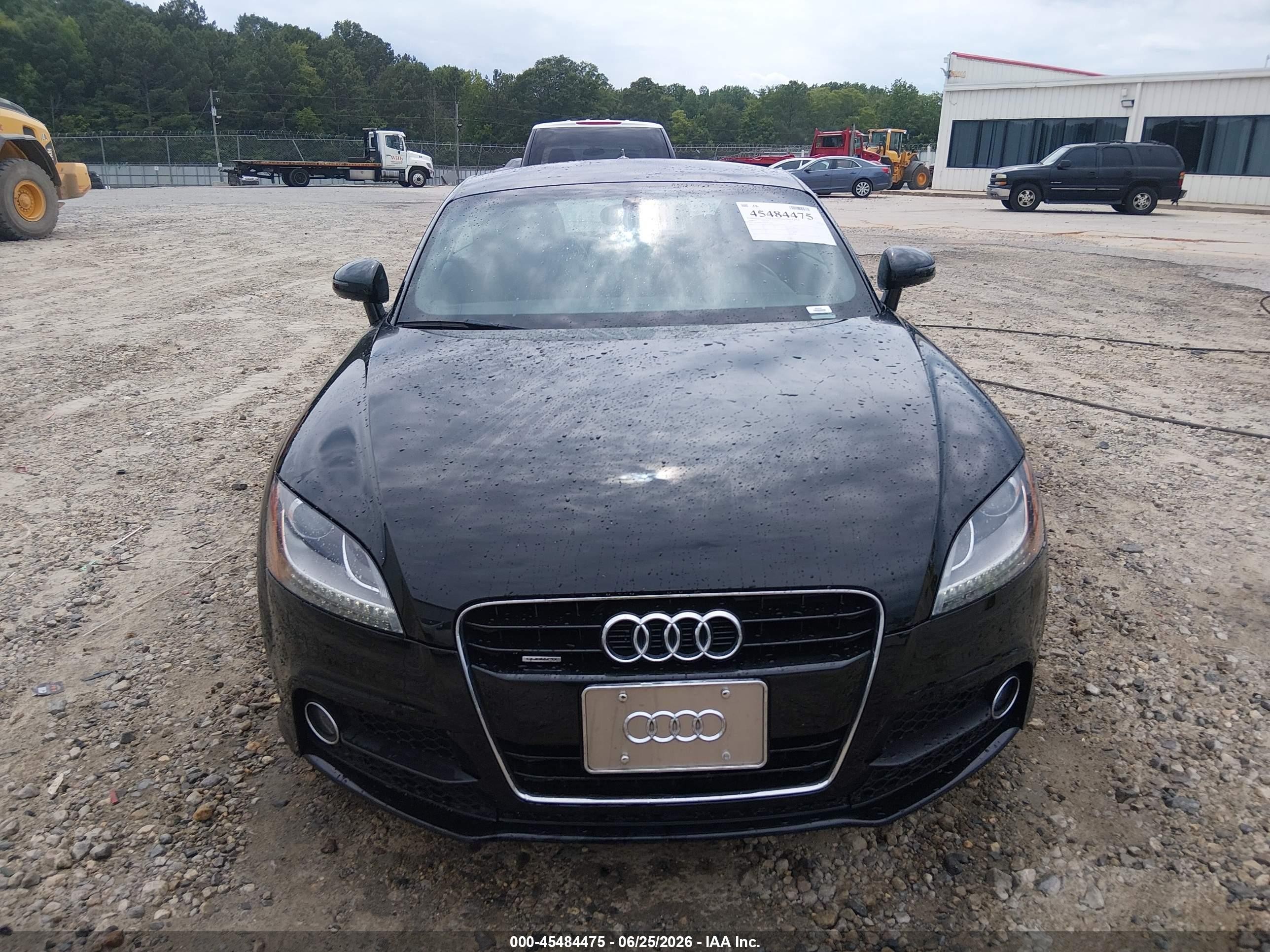 2011 Audi Tt 2.0t Premium Plus Черный vin: TRUBFAFK0B1013940