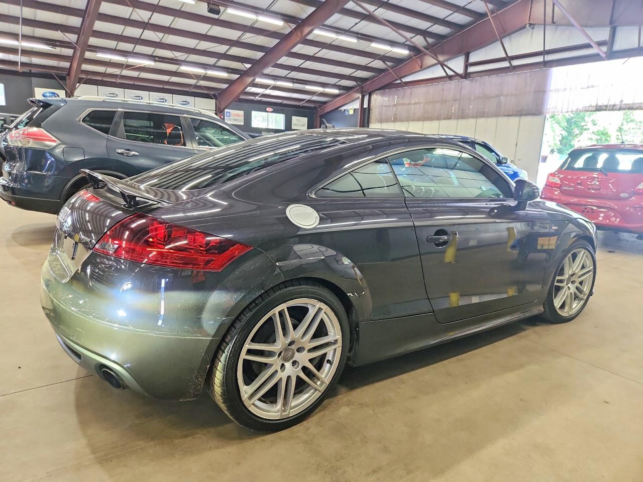 2011 Audi Tt Premium Gray vin: TRUBFAFK1B1018483