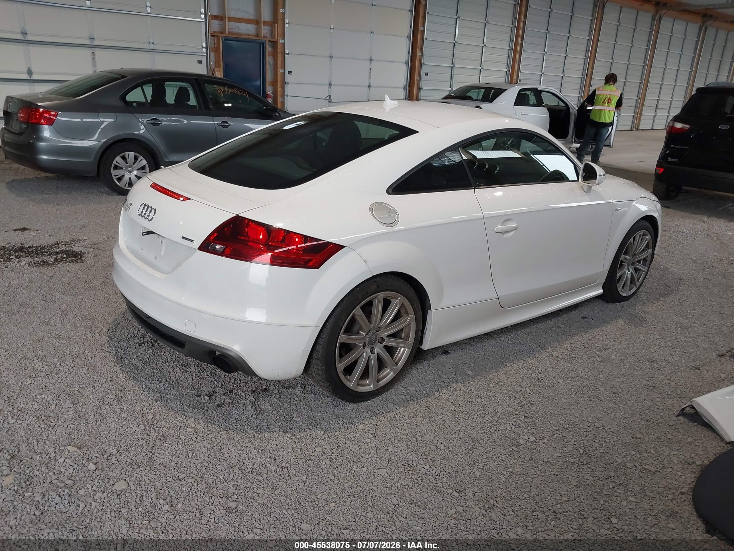 2014 Audi Tt 2.0t White vin: TRUBFAFK1E1004748