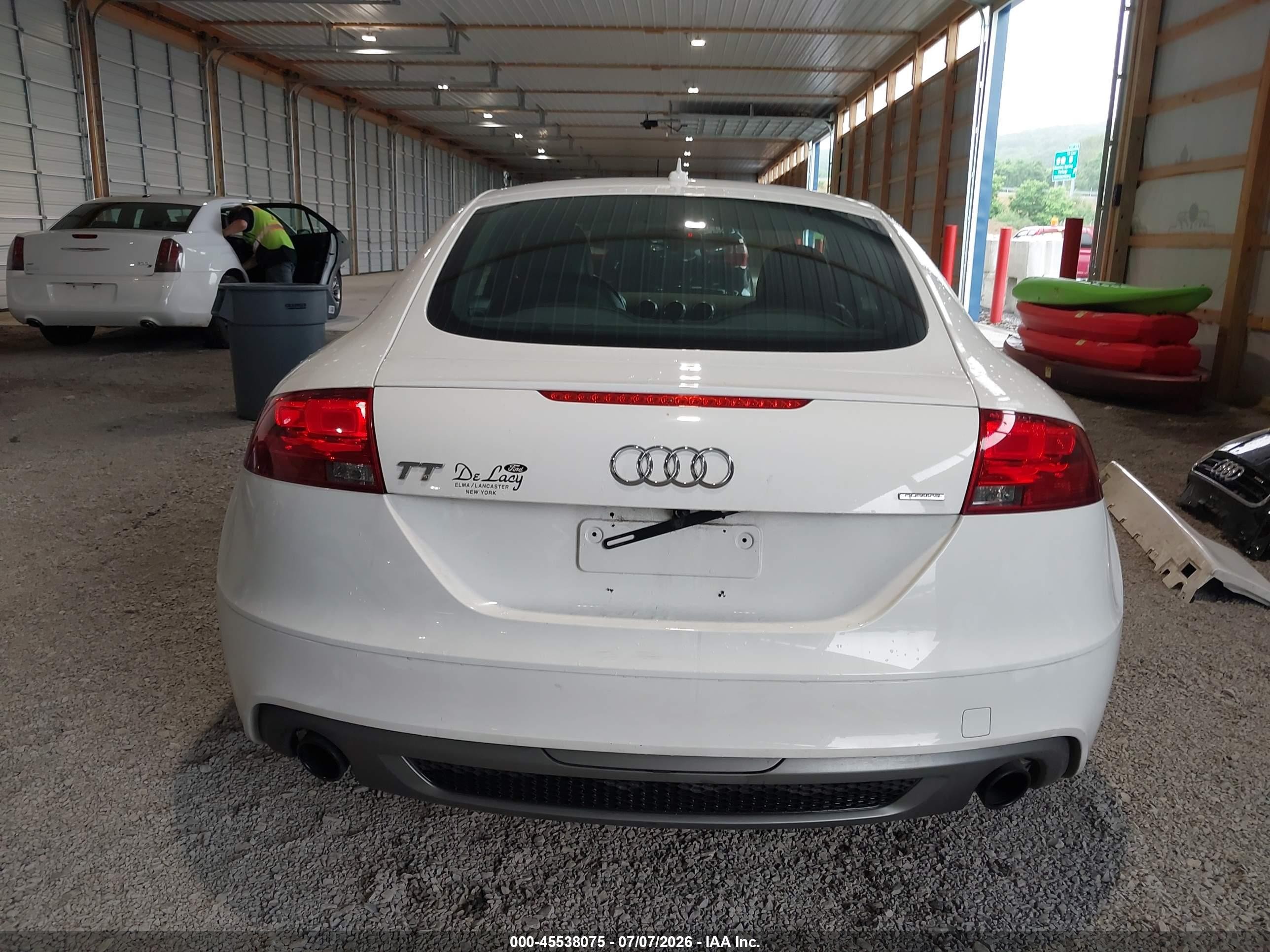 2014 Audi Tt 2.0t White vin: TRUBFAFK1E1004748