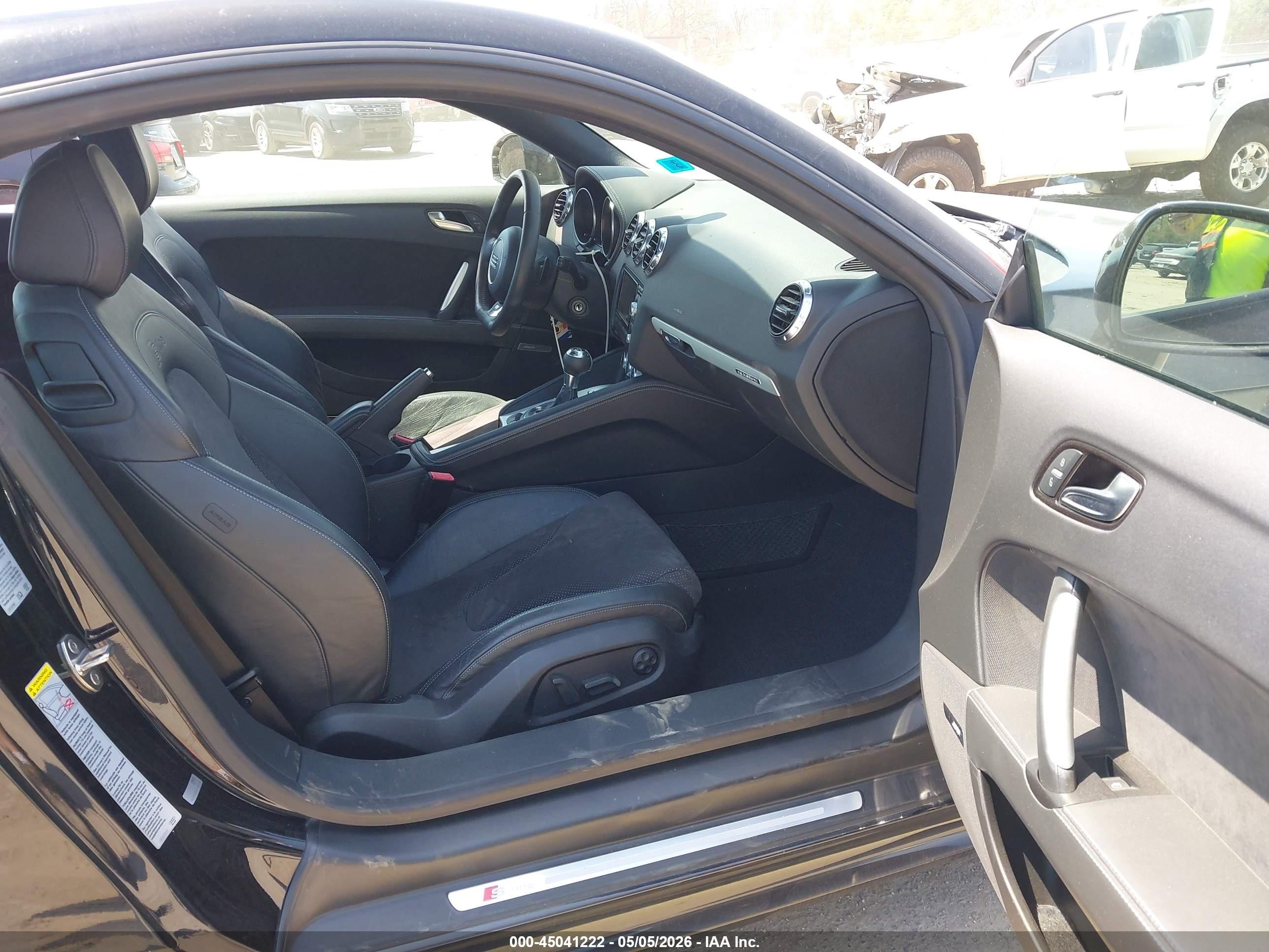2014 Audi Tt 2.0t Черный vin: TRUBFAFK3E1000409