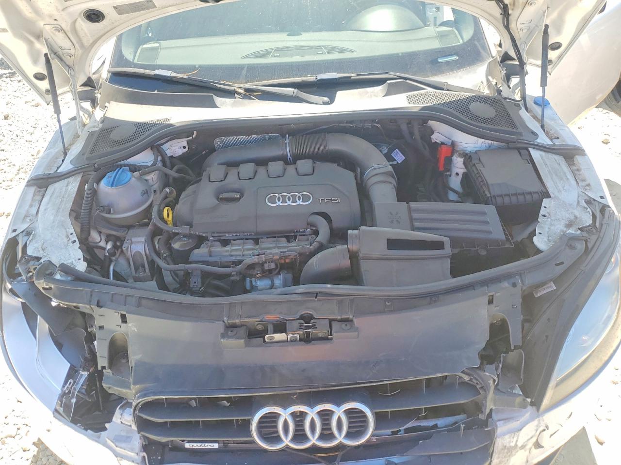 2015 Audi Tt White vin: TRUBFAFK3F1000850