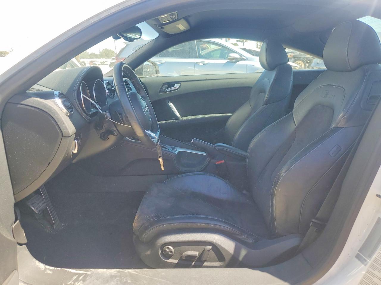 2015 Audi Tt White vin: TRUBFAFK3F1000850