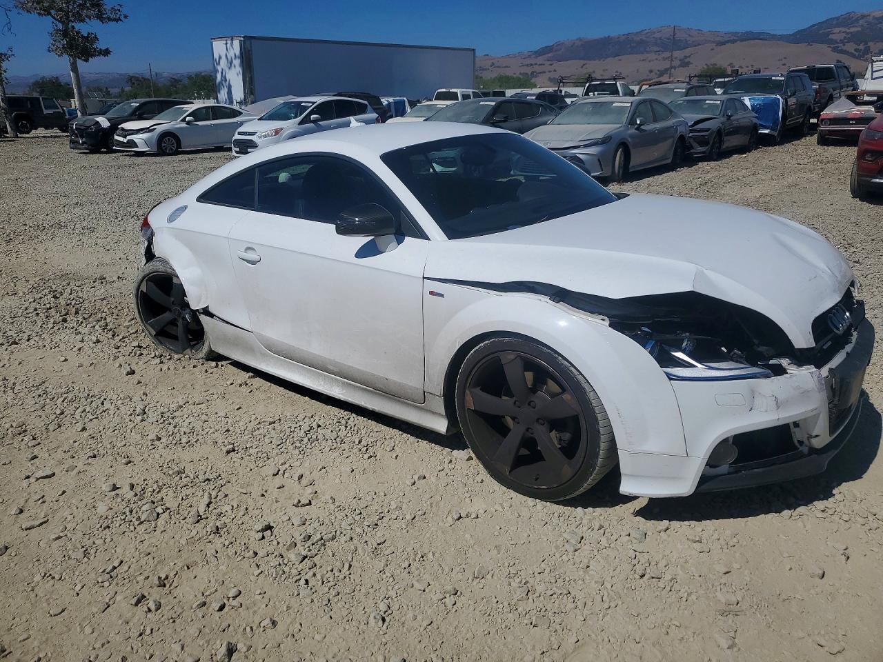2015 Audi Tt White vin: TRUBFAFK3F1000850
