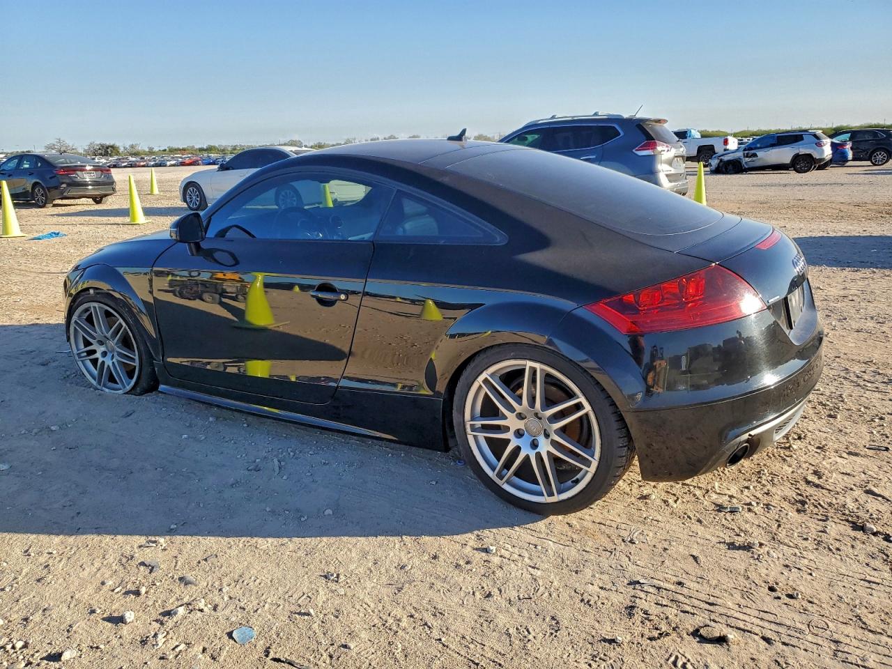 2011 Audi Tt Premium Black vin: TRUBFAFK7B1026717
