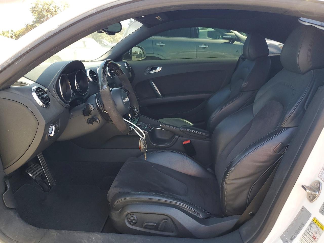 2014 Audi Tt Premium Plus Белый vin: TRUBFAFK9E1004030
