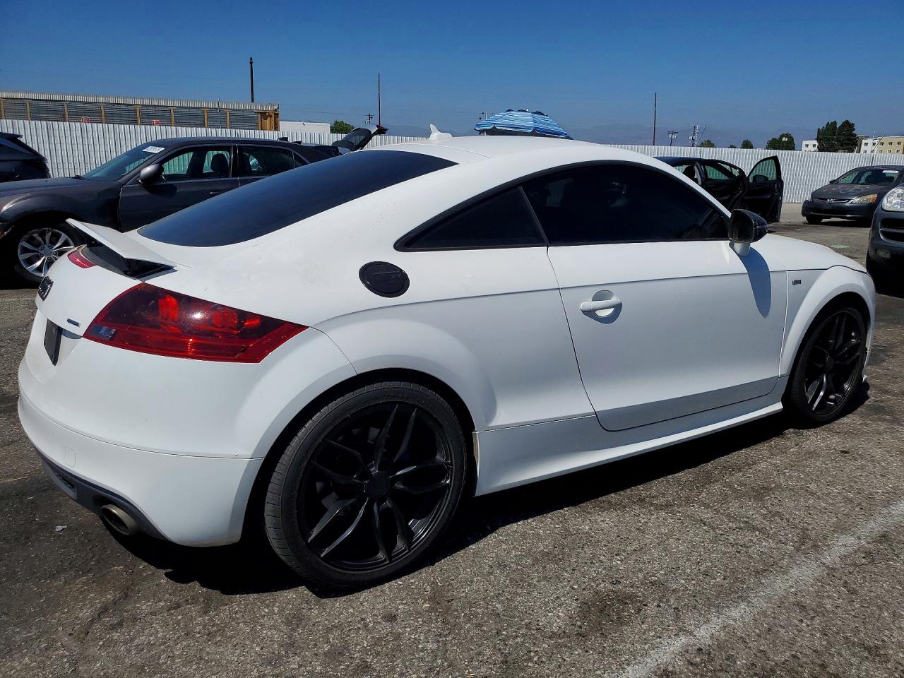 2014 Audi Tt Premium Plus Белый vin: TRUBFAFK9E1004030