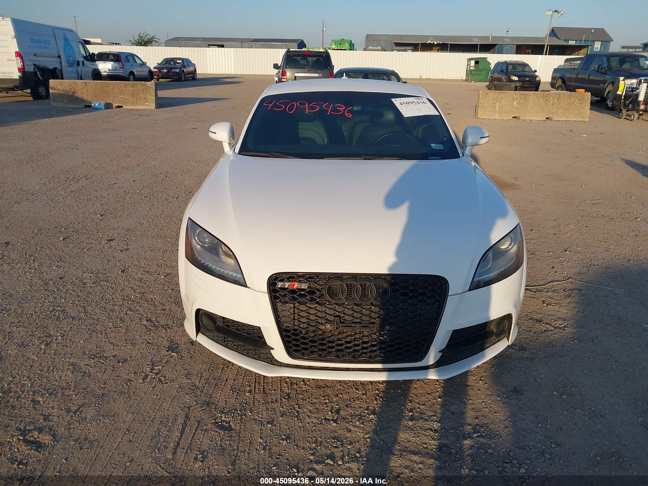 2014 Audi Tt Premium Plus White vin: TRUBFAFK4E1008003