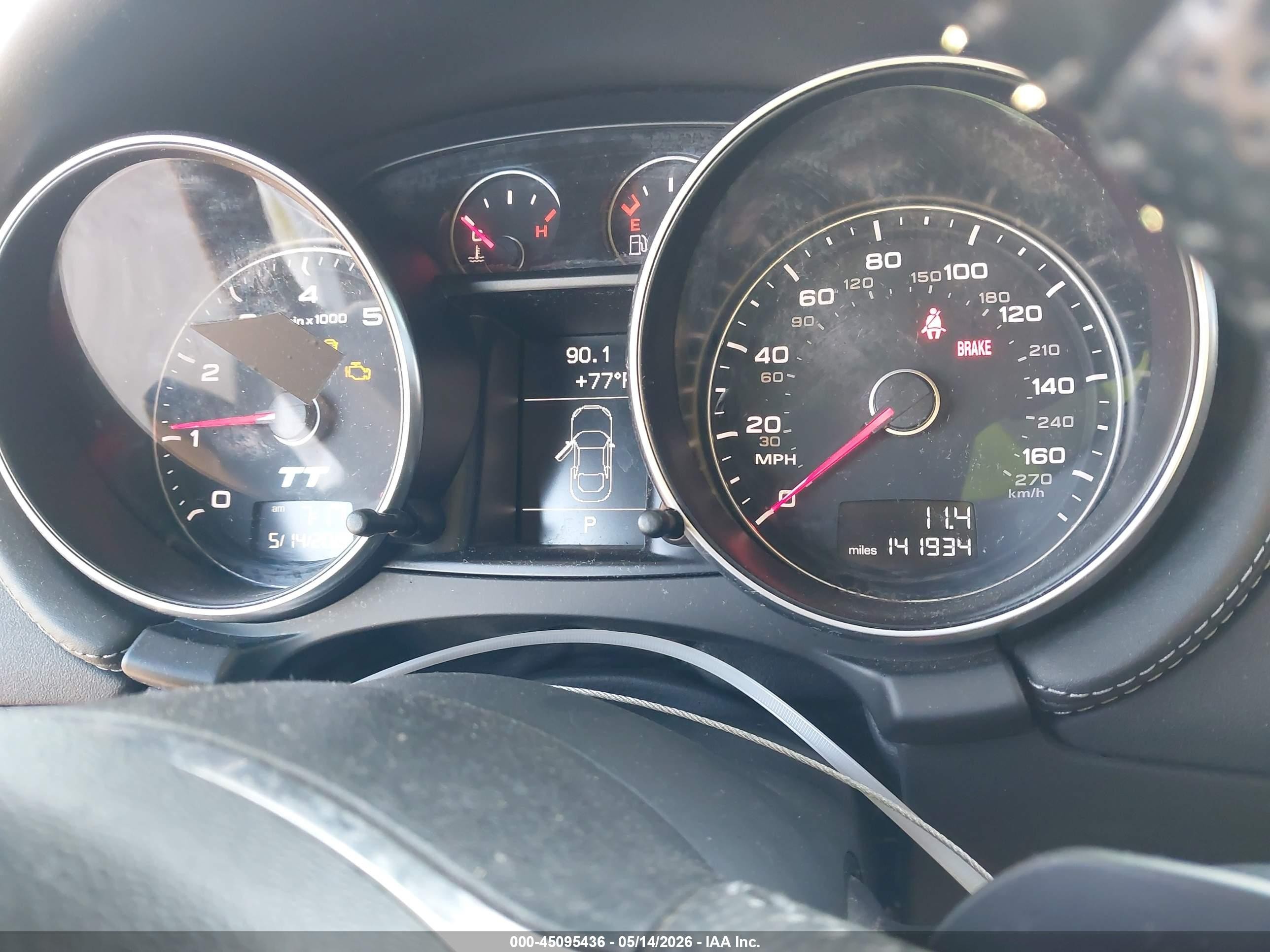 2014 Audi Tt Premium Plus White vin: TRUBFAFK4E1008003