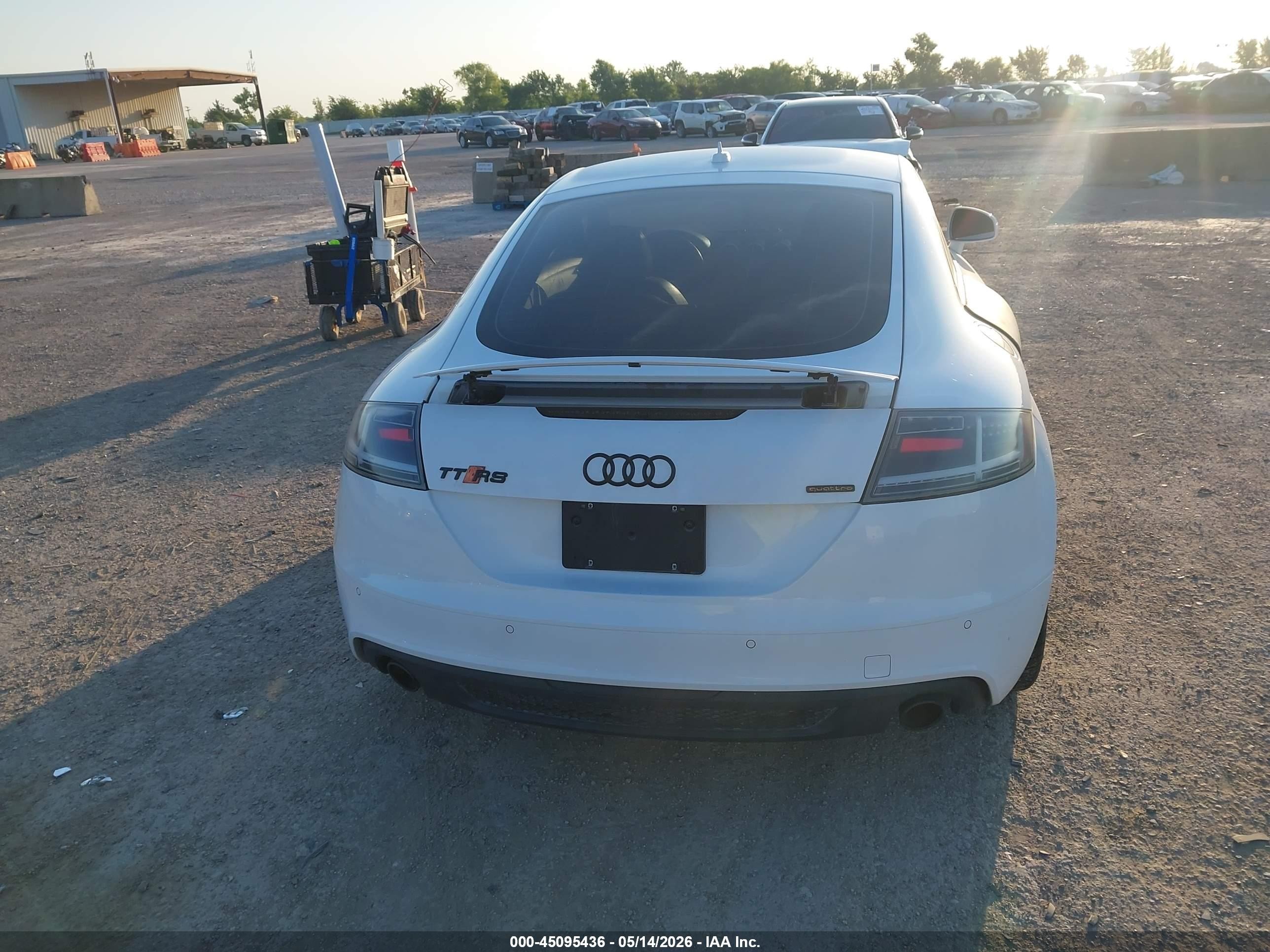 2014 Audi Tt Premium Plus White vin: TRUBFAFK4E1008003