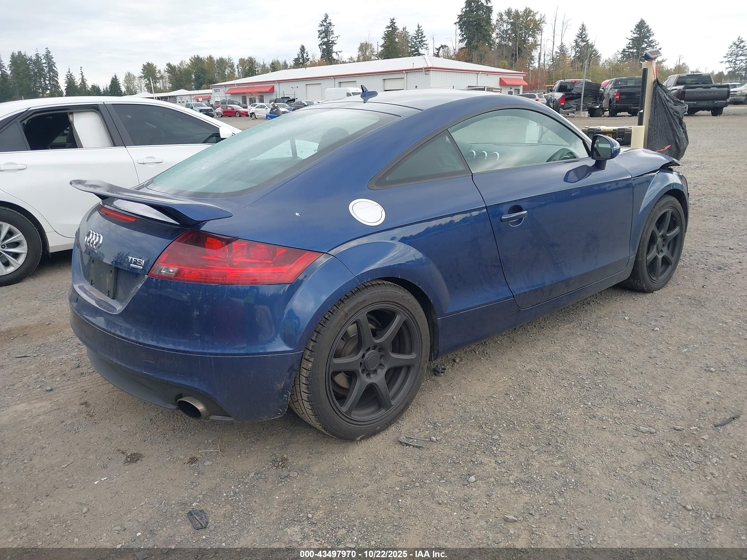 2011 Audi Tt 2.0t Premium Plus Blue vin: TRUBFAFKXB1012326