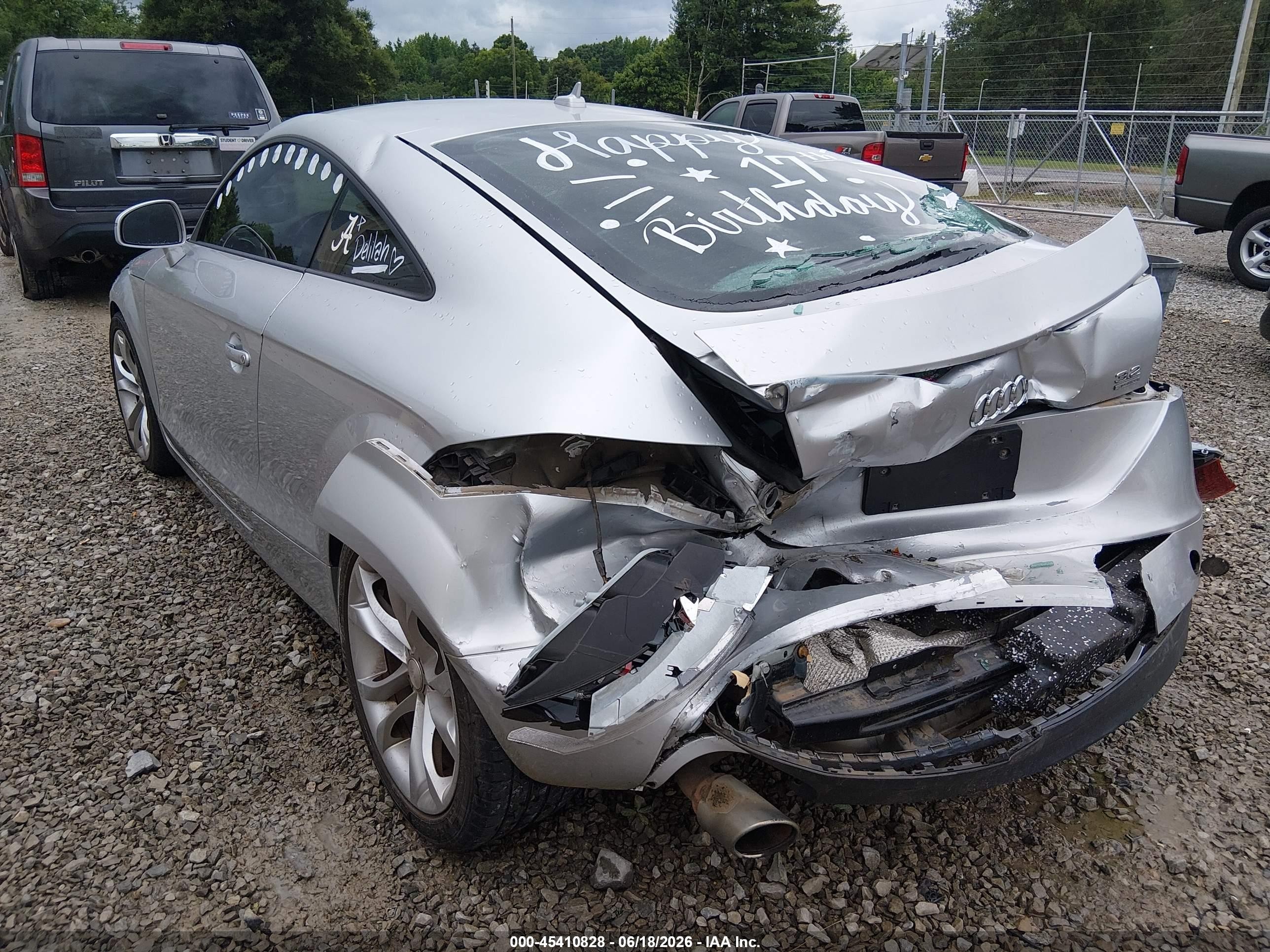 2008 Audi Tt 3.2 Silver vin: TRUDD38J681000522
