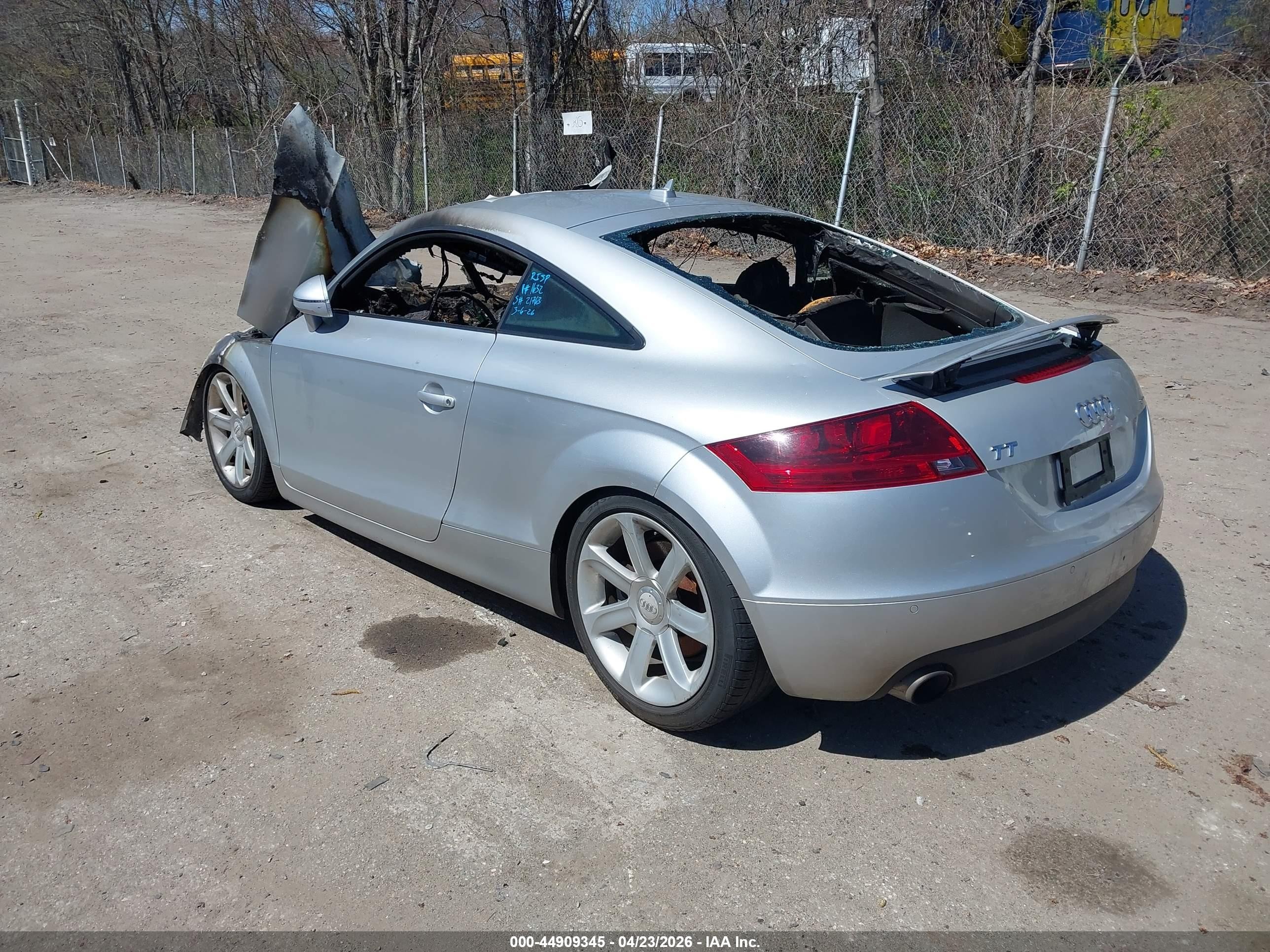 2008 Audi Tt 3.2 Silver vin: TRUDD38J881021632