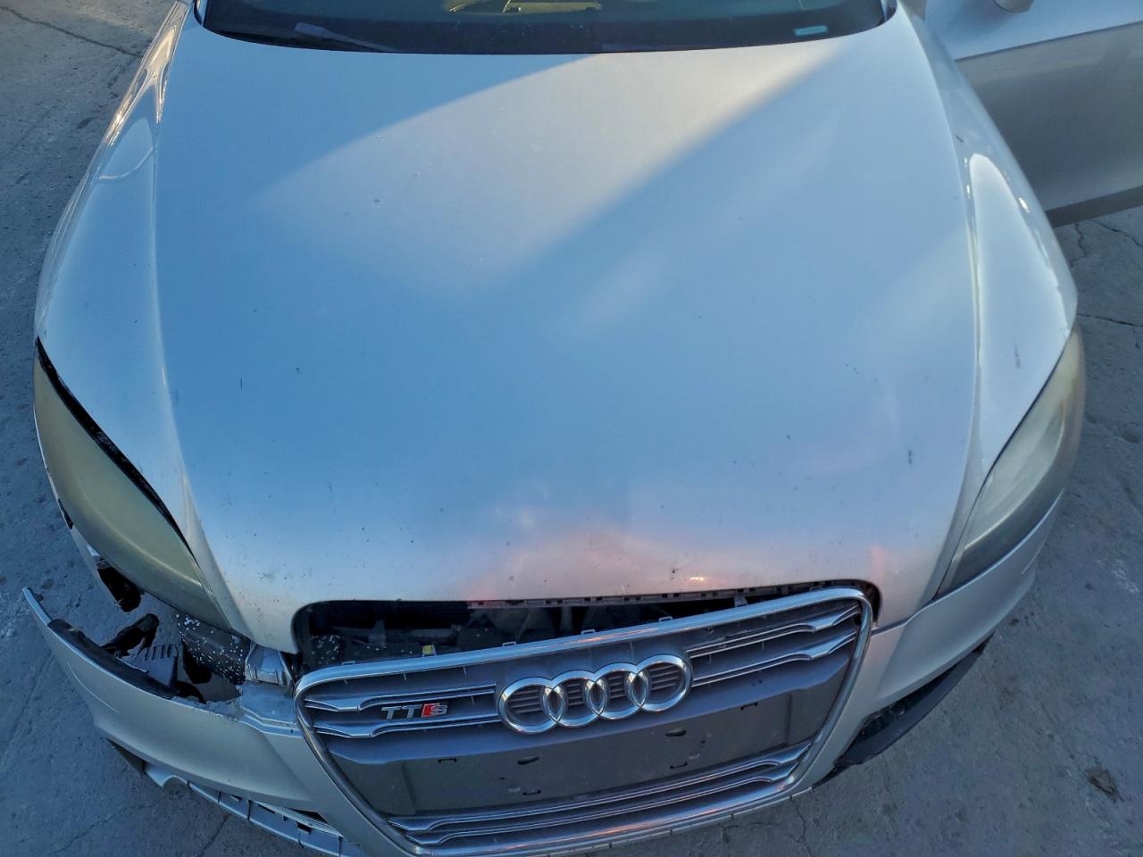 2011 Audi Tts Prestige Silver vin: TRUK1AFK6B1020499