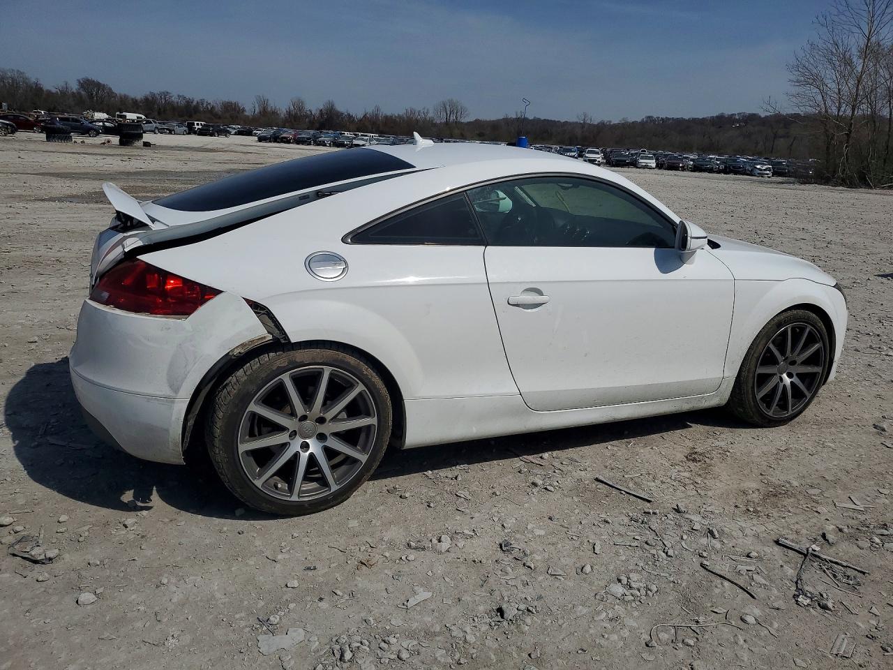 2010 Audi Tt Prestige White vin: TRUKFAFK1A1021902