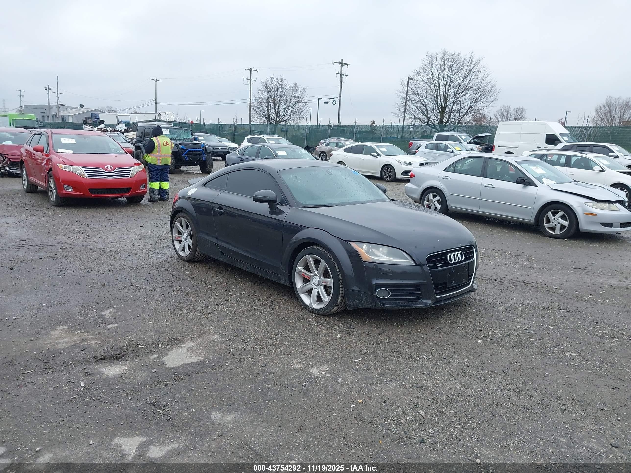 2011 Audi Tt 2.0t Premium Plus Gray vin: TRUKFAFK8B1016293