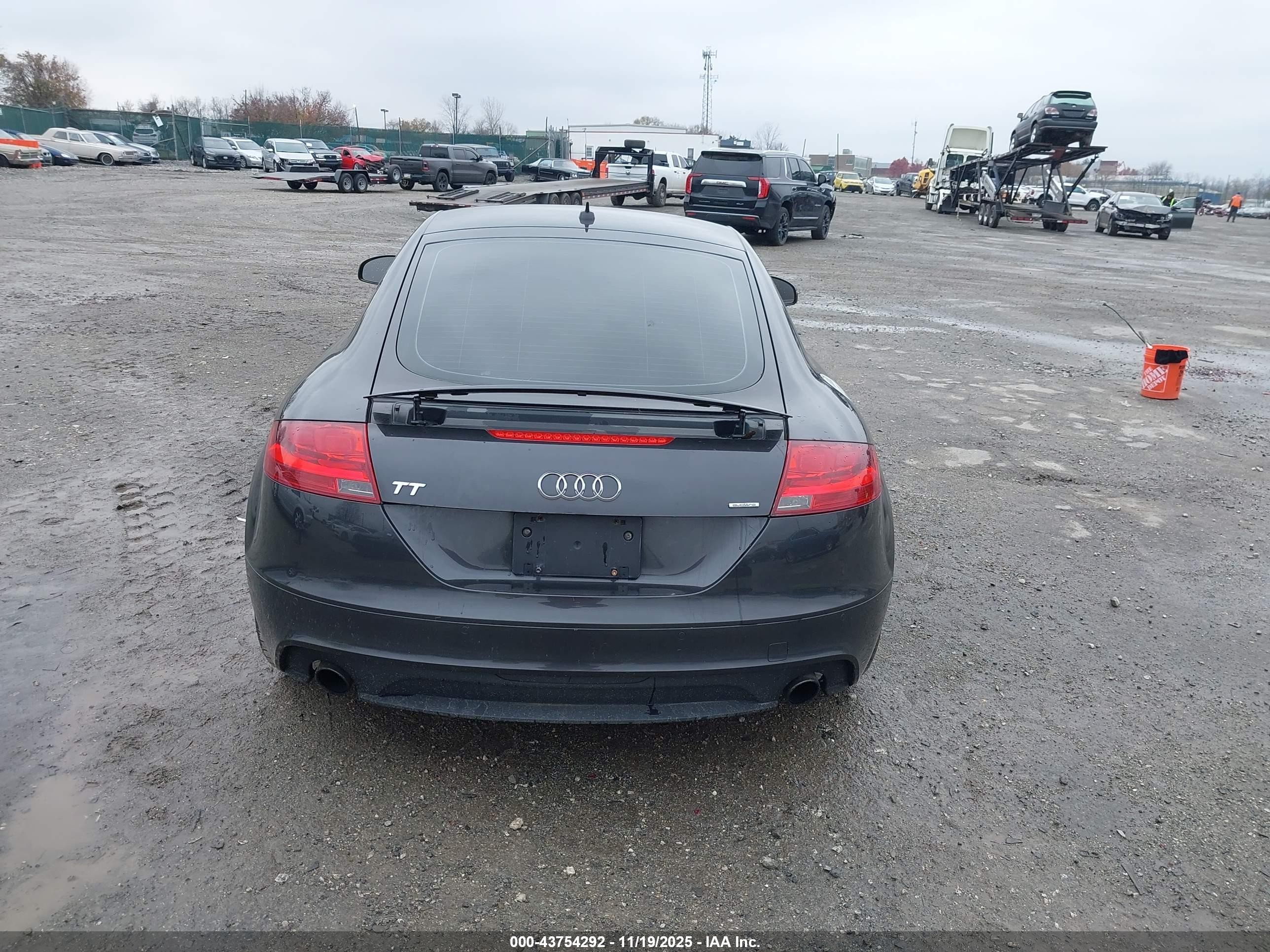 2011 Audi Tt 2.0t Premium Plus Gray vin: TRUKFAFK8B1016293