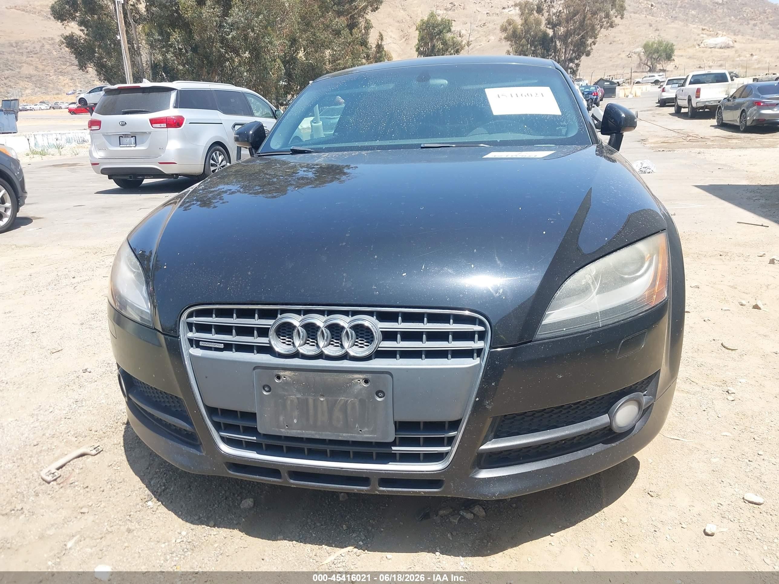 2010 Audi Tt 2.0t Premium Черный vin: TRUKFAFK9A1023199
