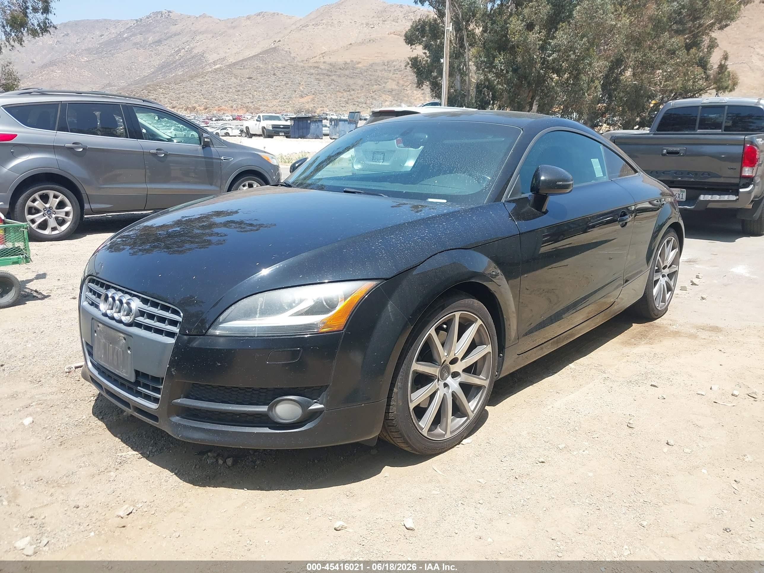 2010 Audi Tt 2.0t Premium Черный vin: TRUKFAFK9A1023199