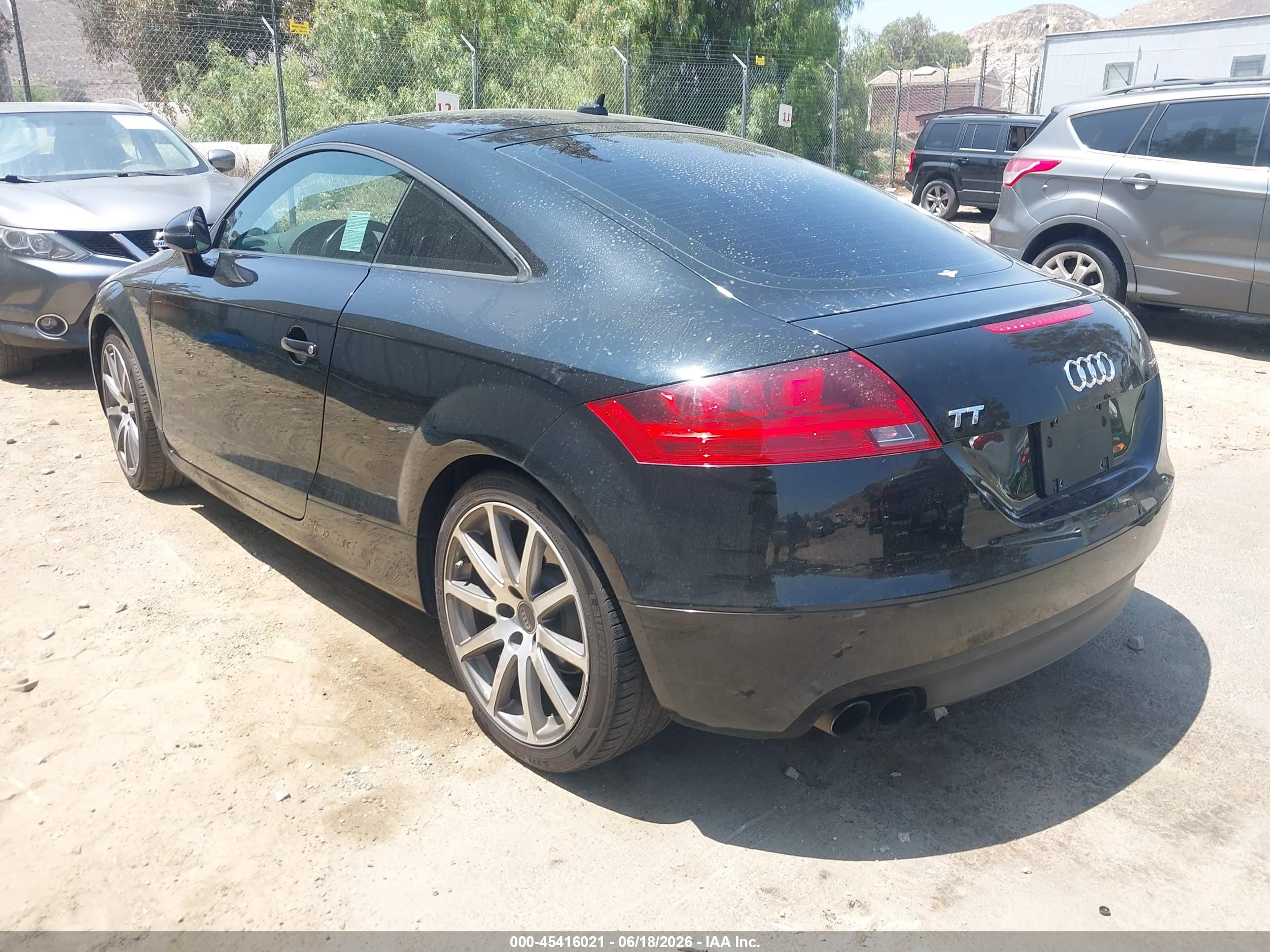 2010 Audi Tt 2.0t Premium Черный vin: TRUKFAFK9A1023199