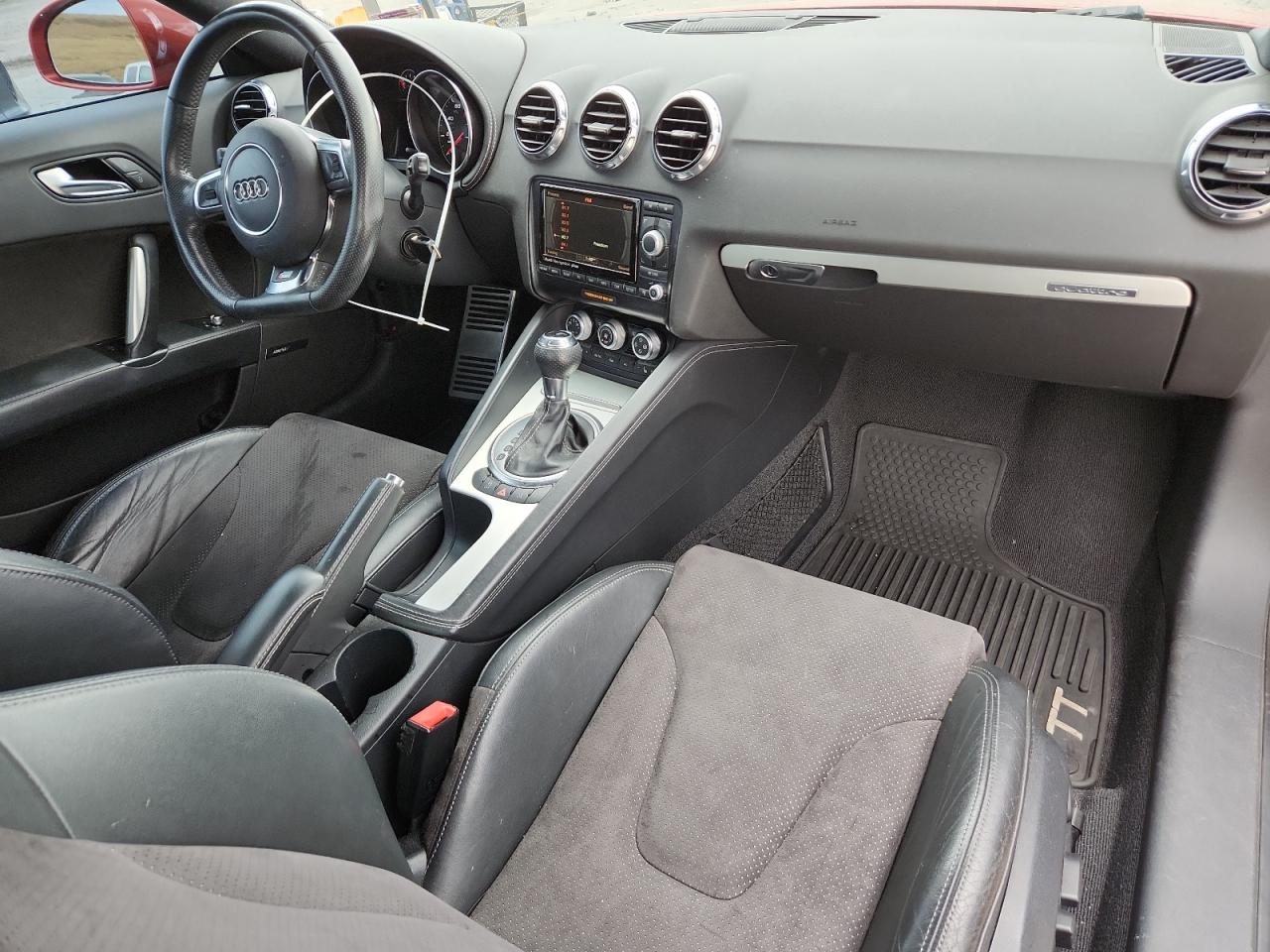 2011 Audi Tt Prestige Orange vin: TRUKFAFK9B1017016