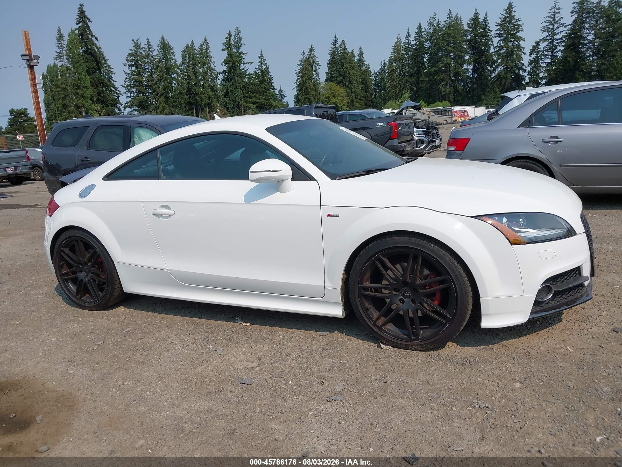 2012 Audi Tt 2.0t Prestige White vin: TRUKFAFKXC1003112