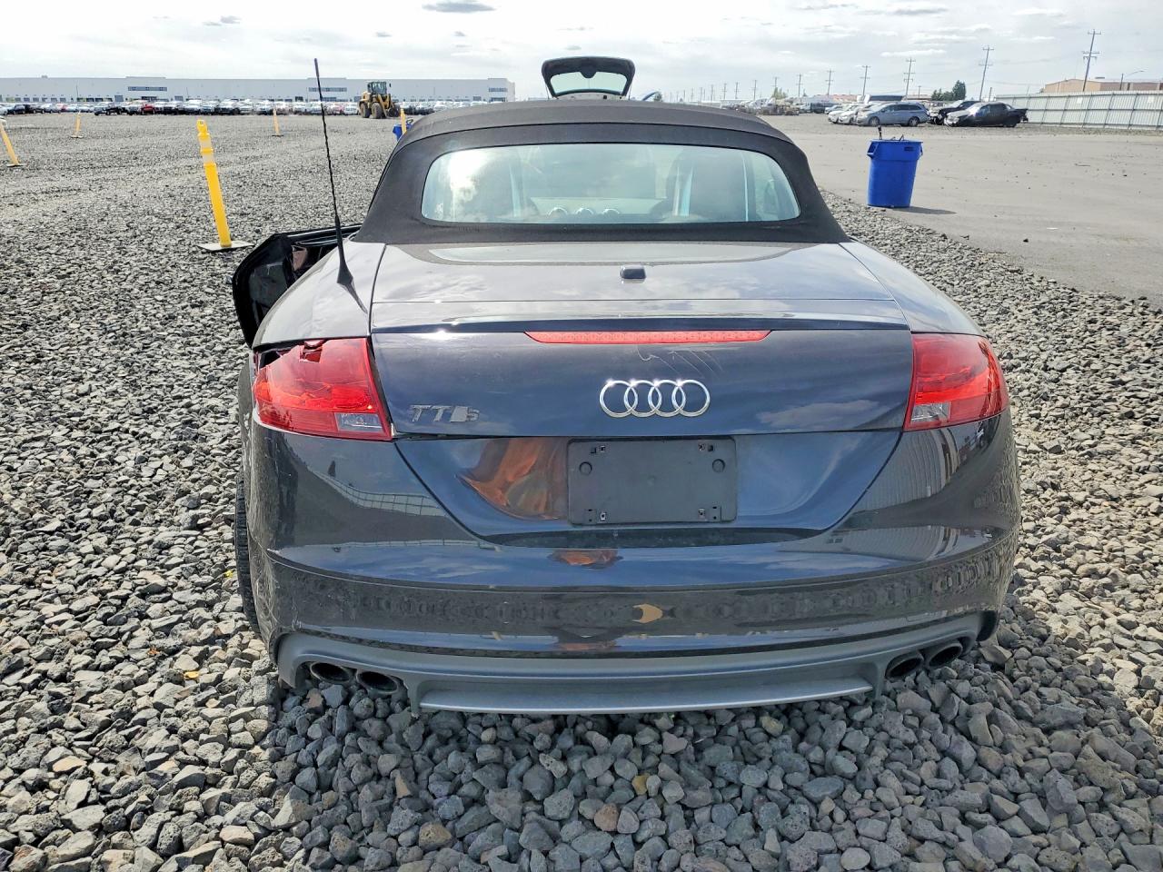 2011 Audi Tts Premium Черный vin: TRUS1AFK2B1025845