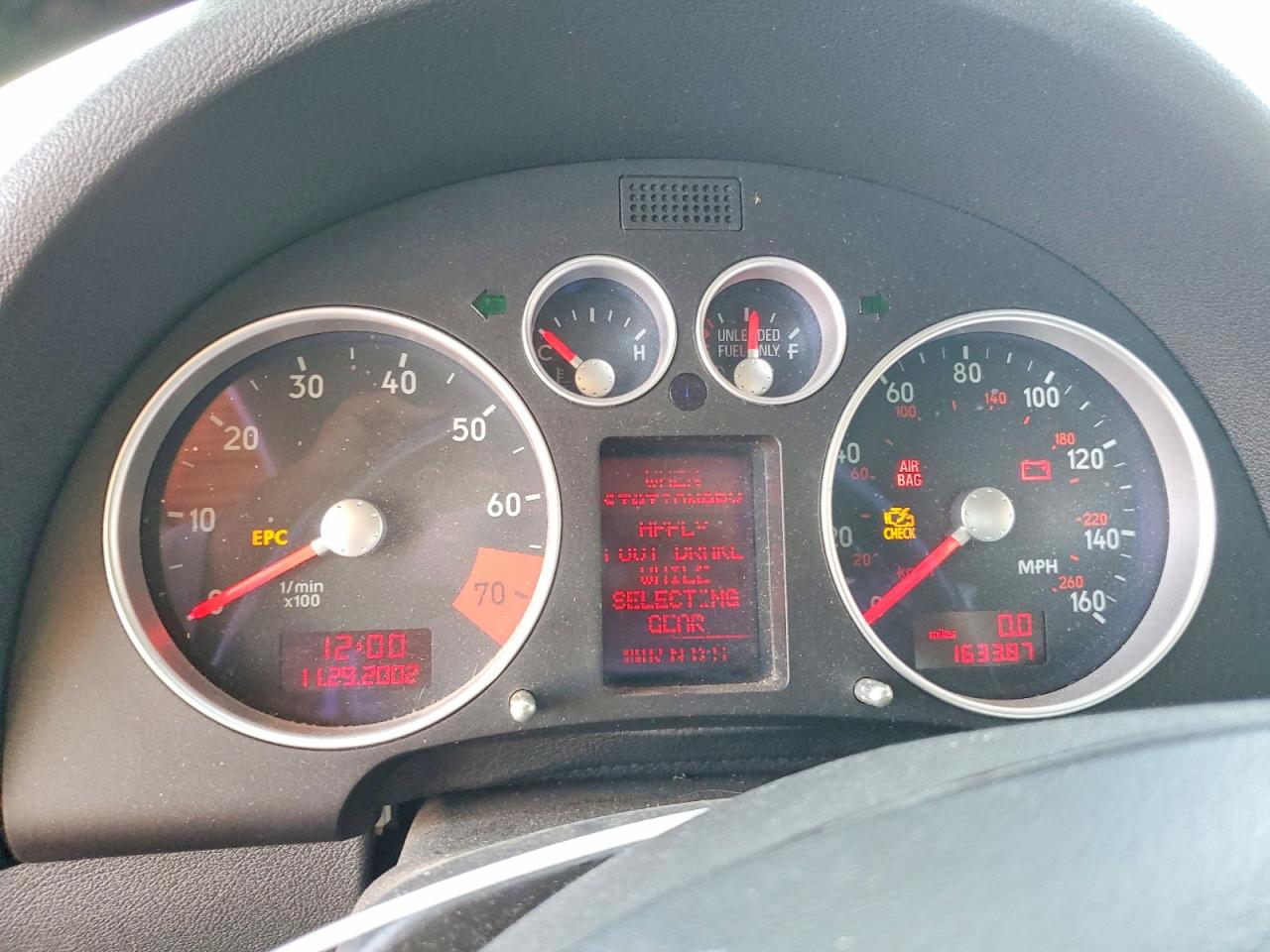 2004 Audi Tt Silver vin: TRUSC28N241008151